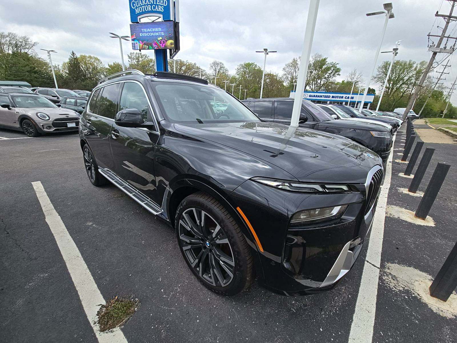 2025 BMW X7 xDrive40i AWD