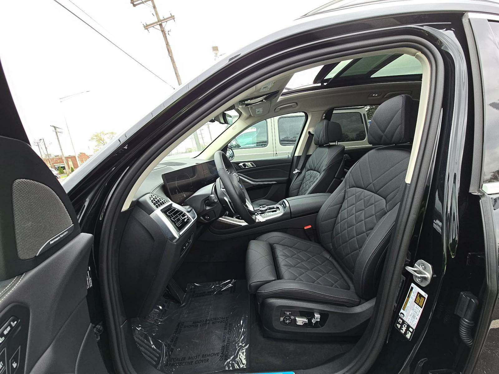 2025 BMW X7 xDrive40i AWD