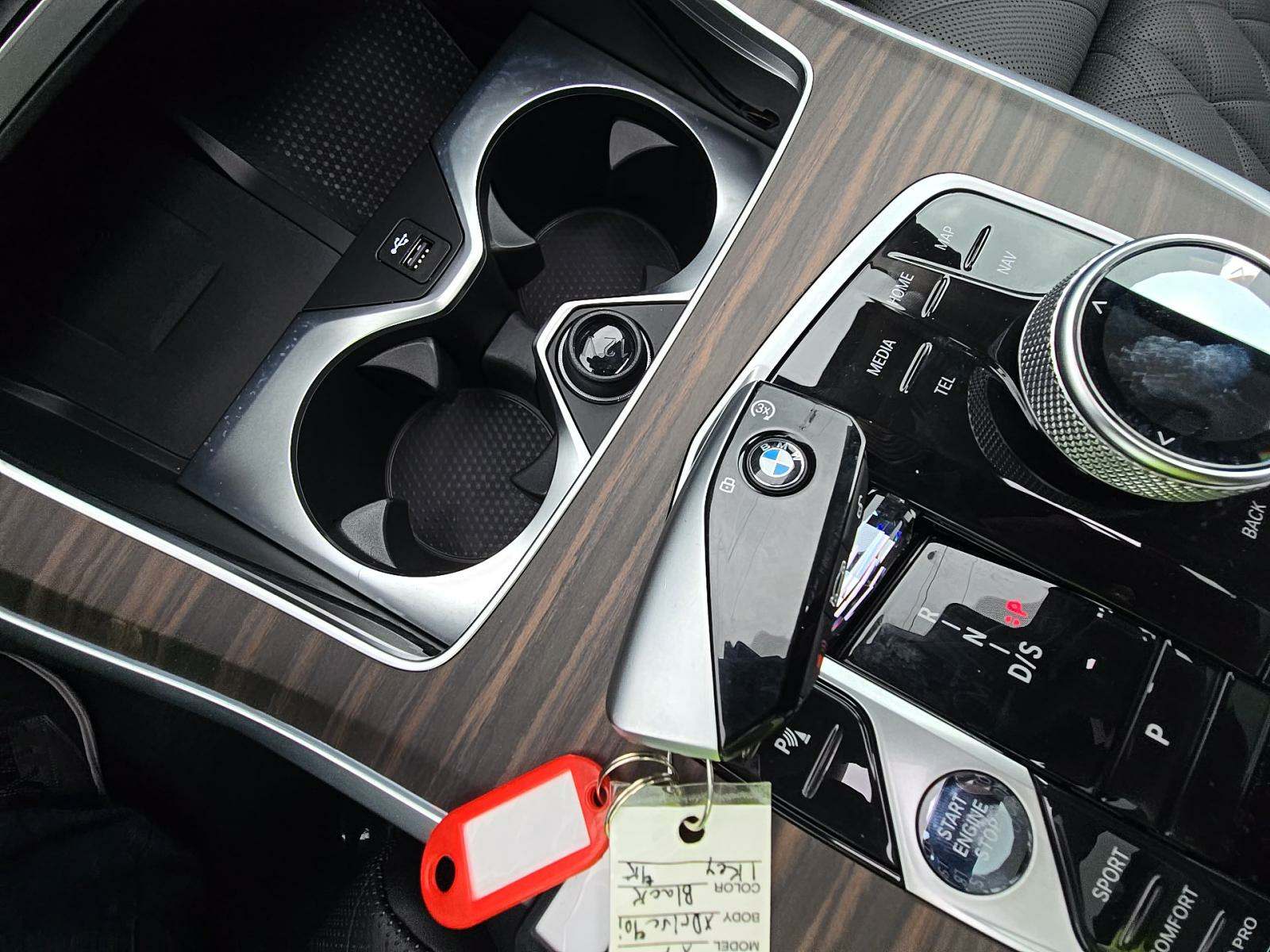 2025 BMW X7 xDrive40i AWD