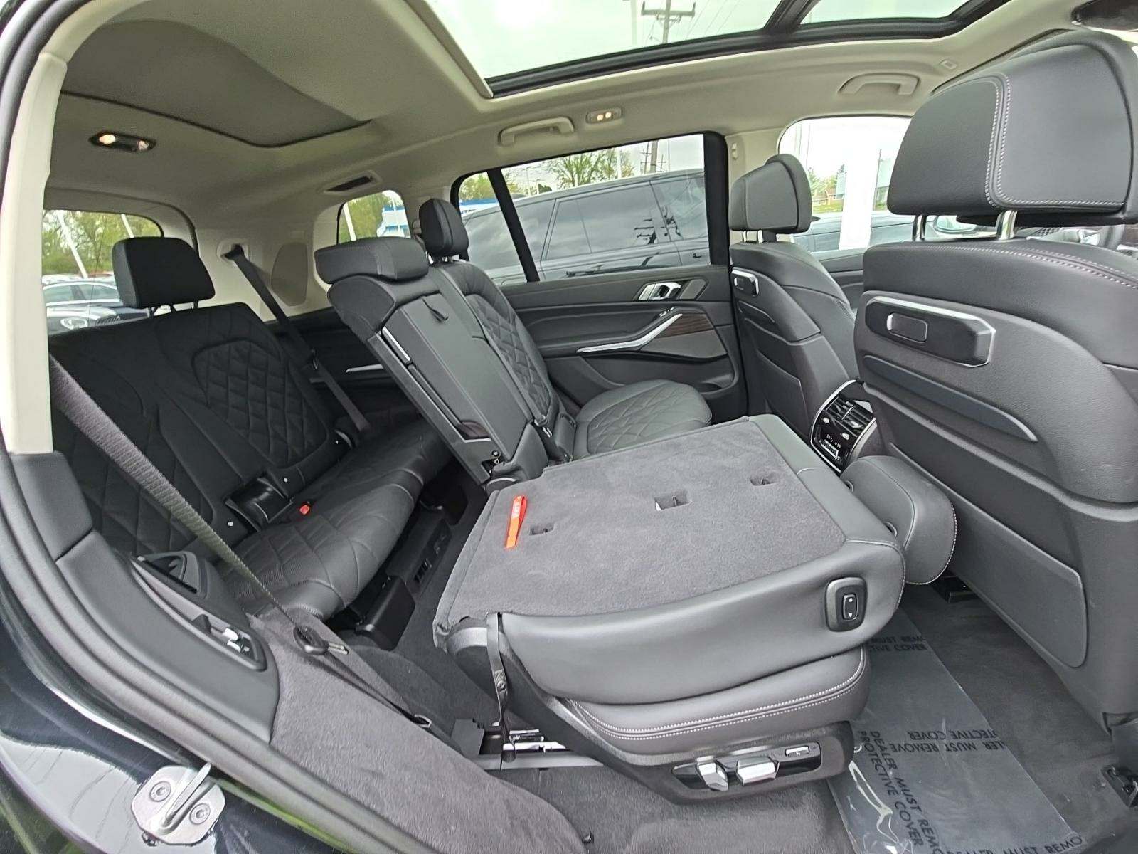 2025 BMW X7 xDrive40i AWD