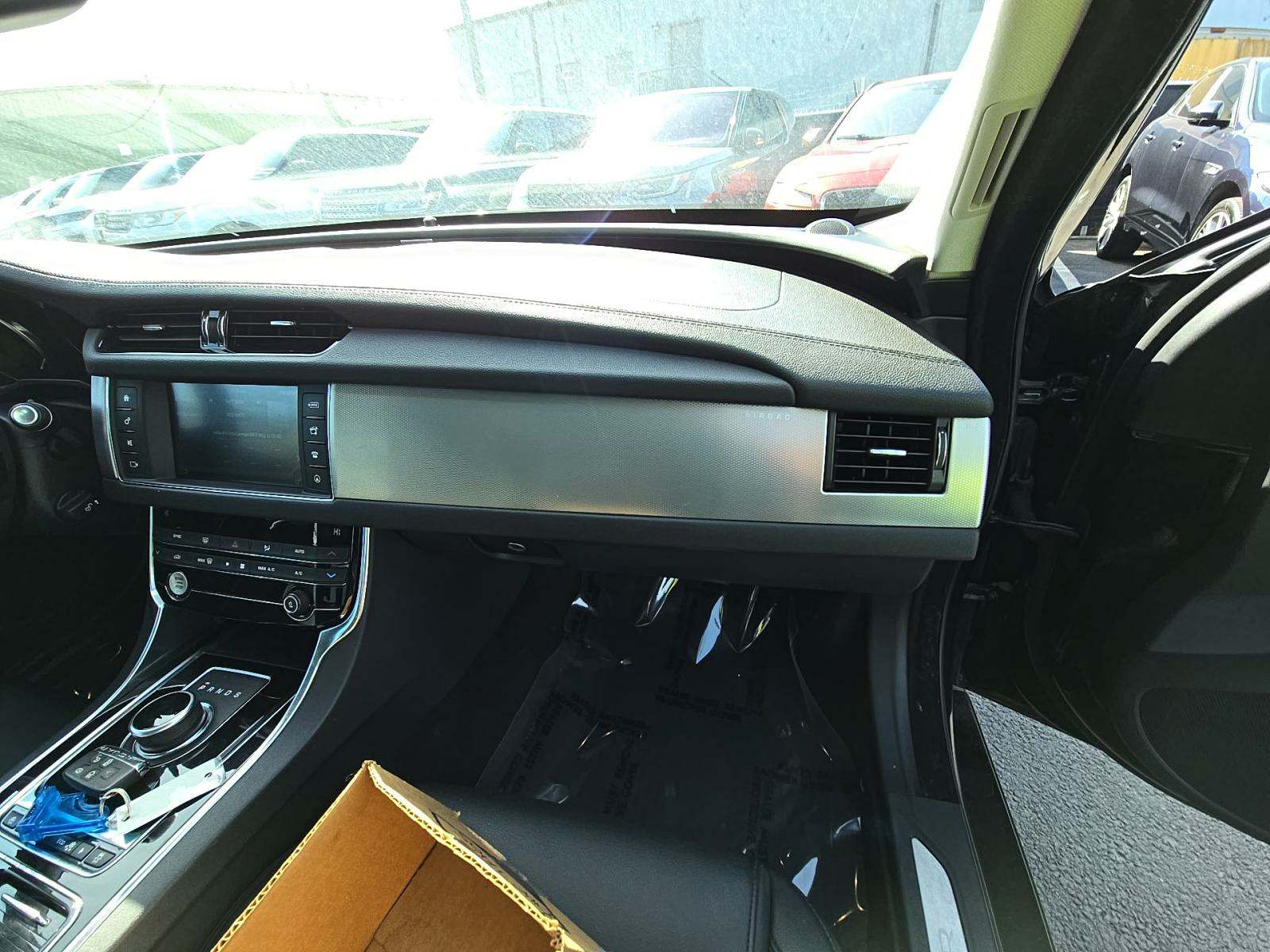 2018 Jaguar XF 25t AWD