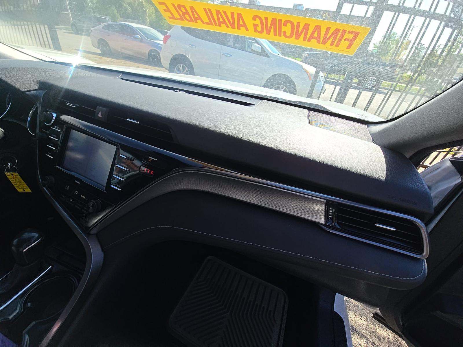 2020 Toyota Camry SE FWD