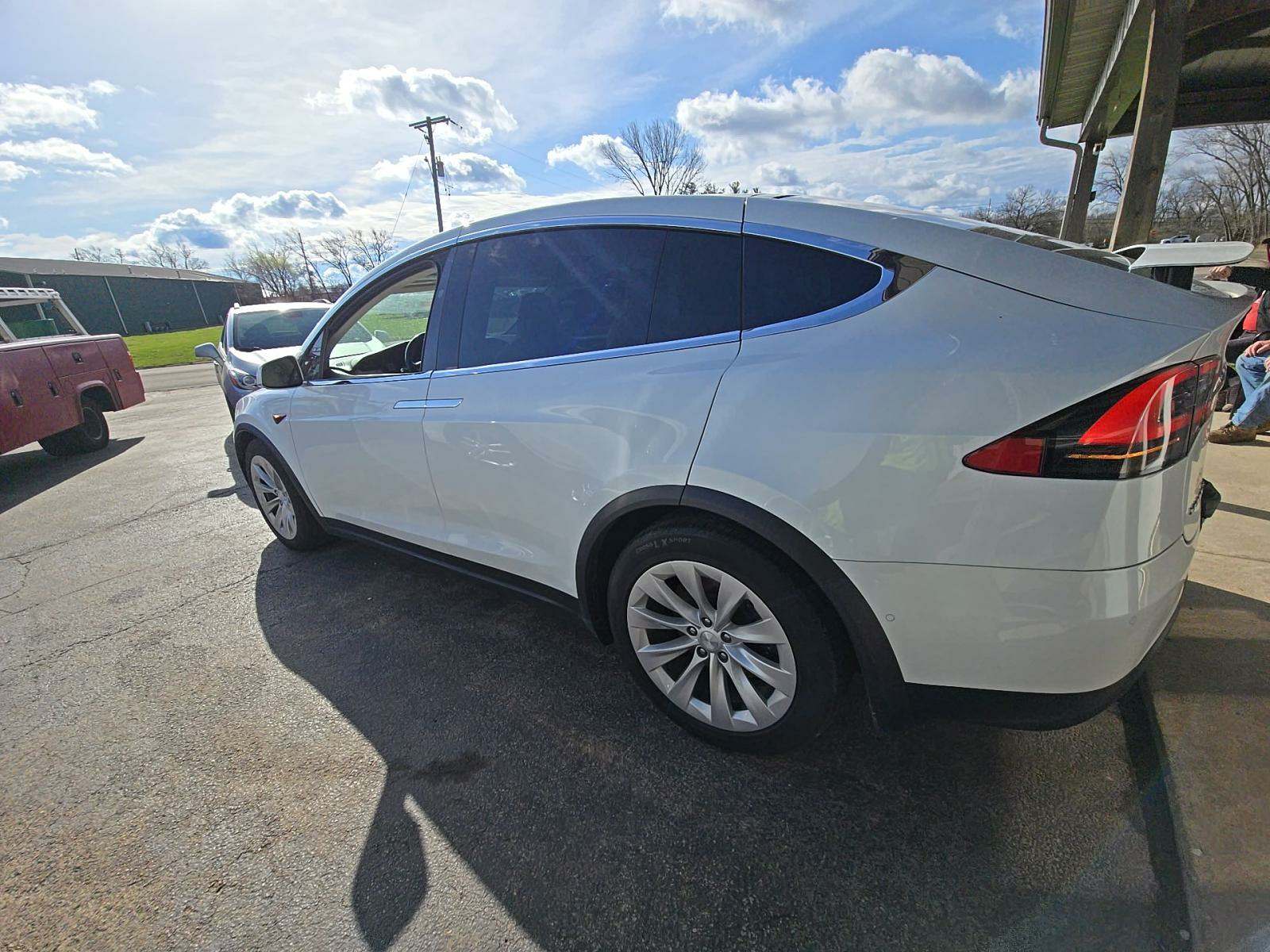 2018 Tesla Model X 100D AWD
