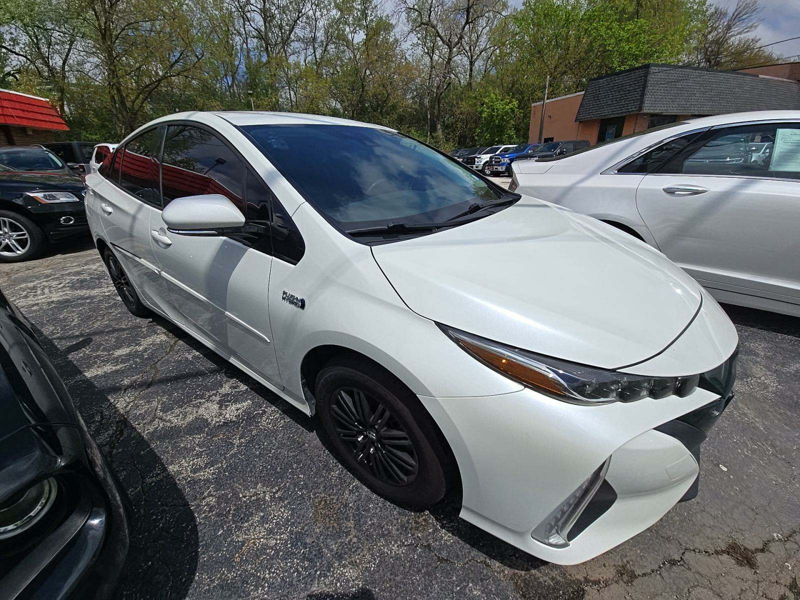 2017 Toyota Prius Prime Premium FWD