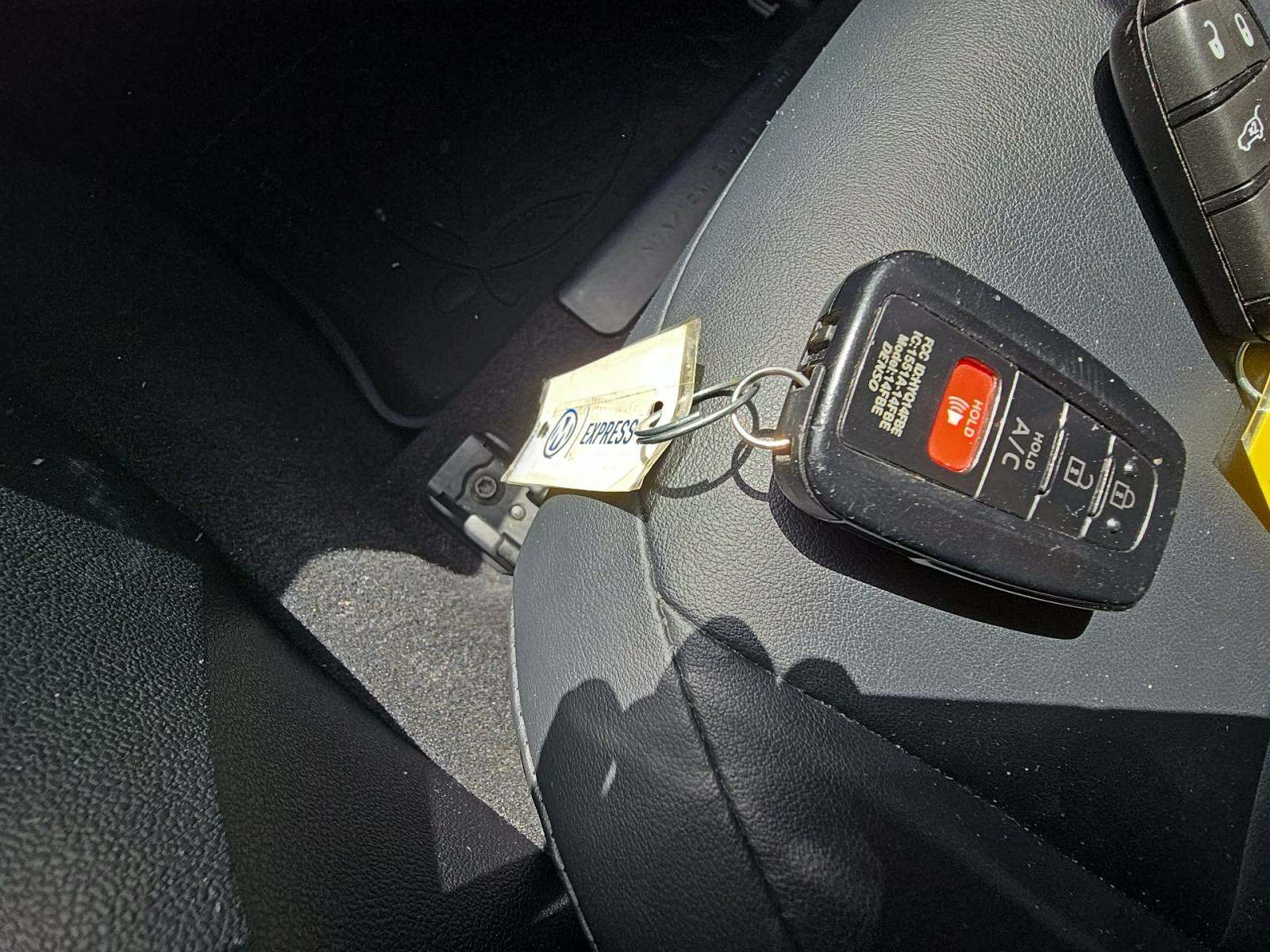 2017 Toyota Prius Prime Premium FWD