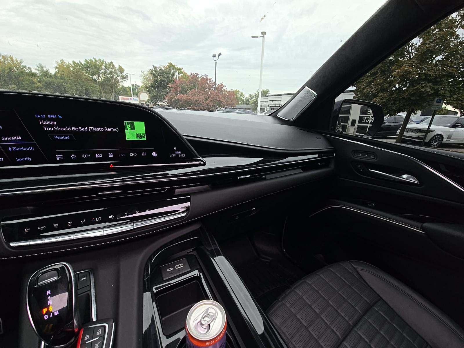 2024 Cadillac Escalade V-Series AWD