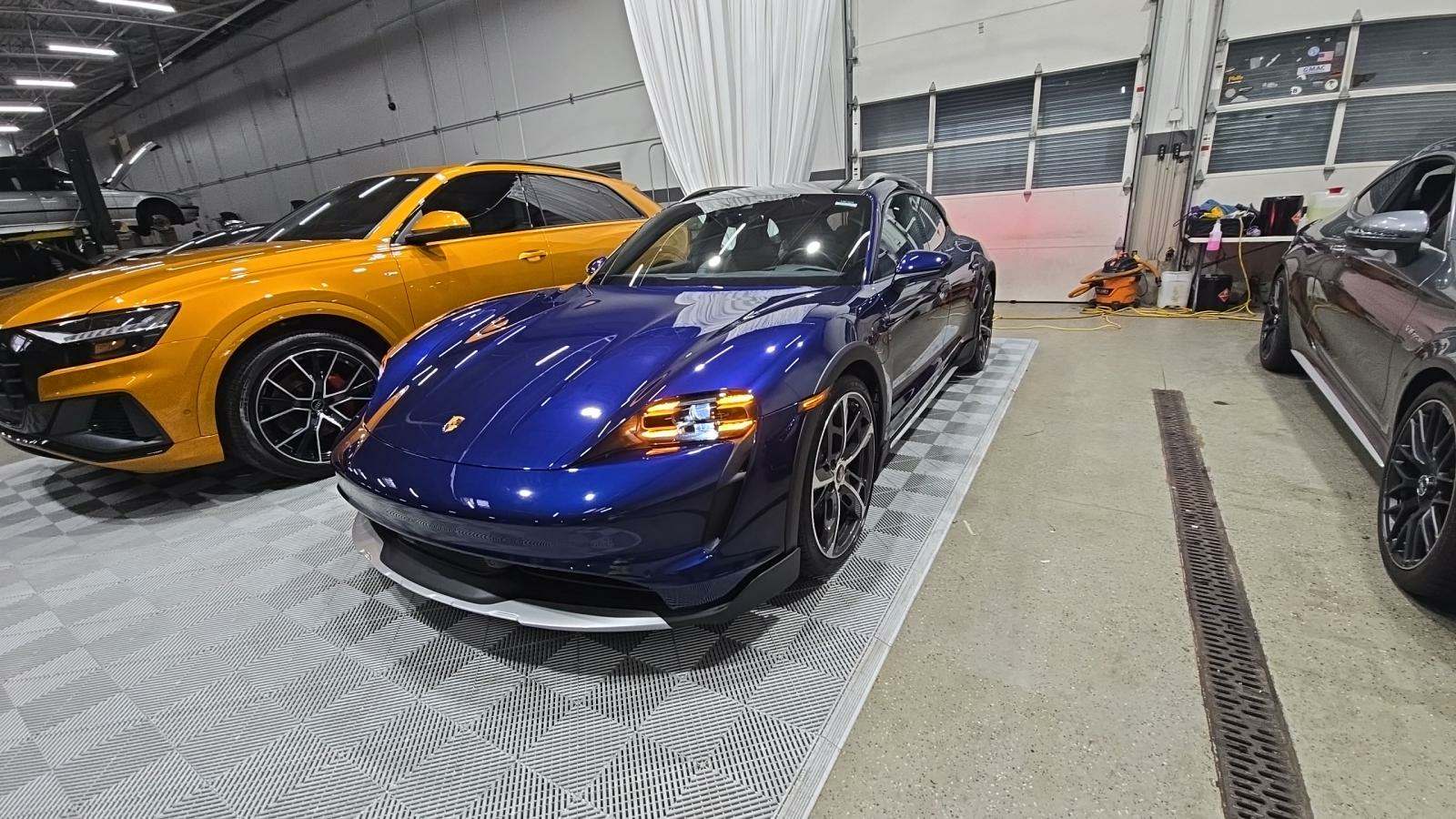 2022 Porsche Taycan 4 Wagon