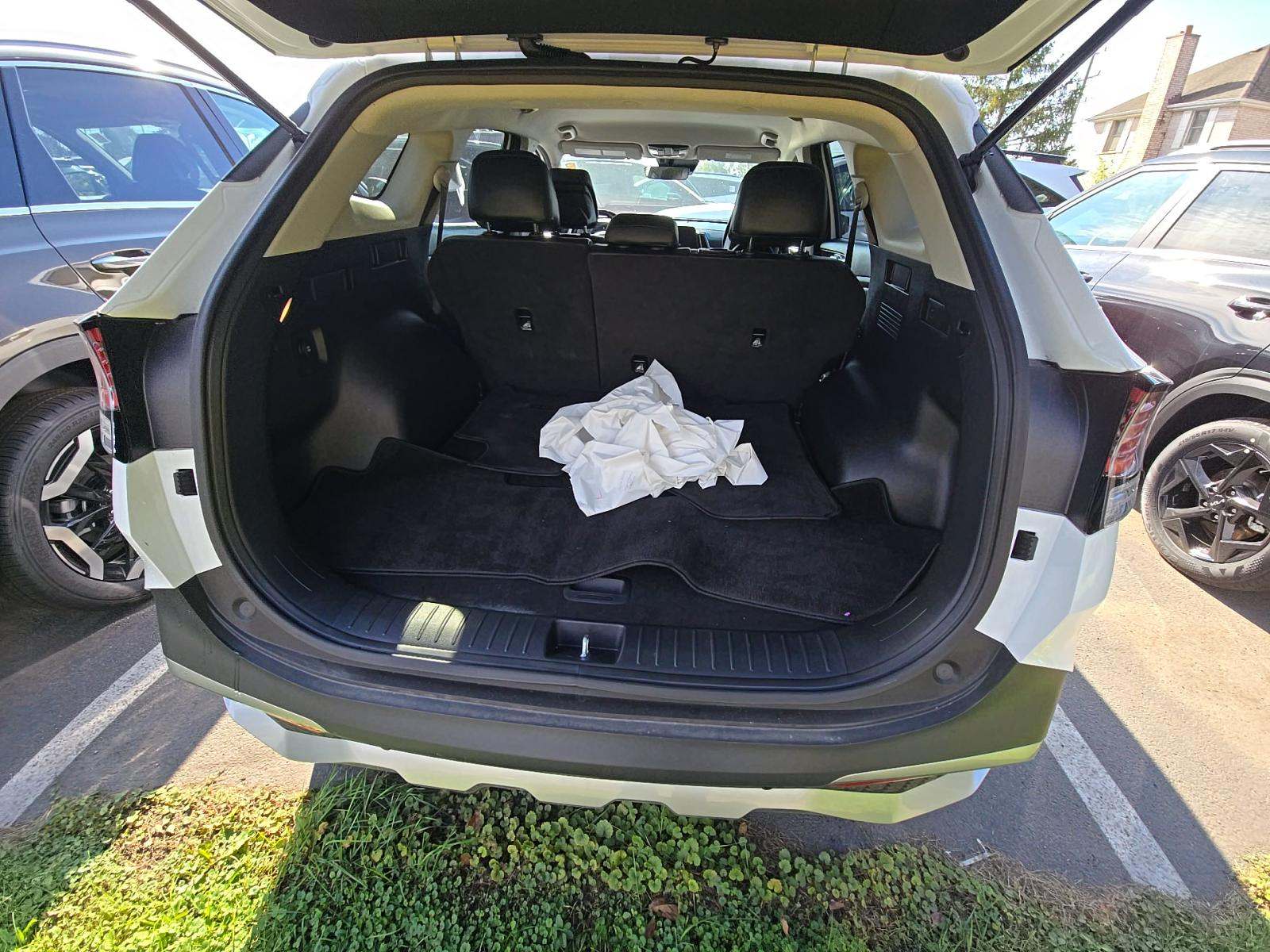 2023 Kia Sportage EX FWD