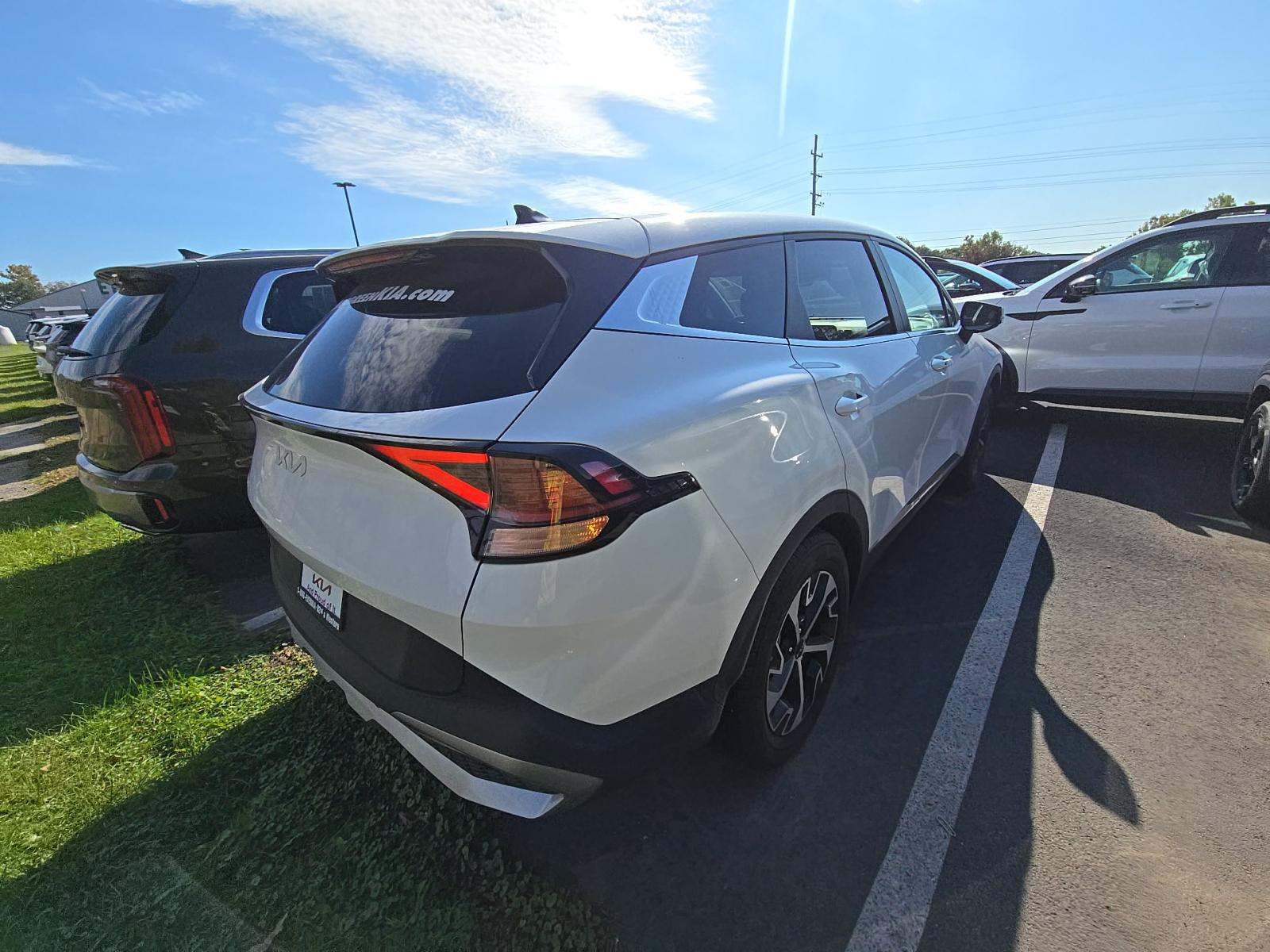 2023 Kia Sportage EX FWD