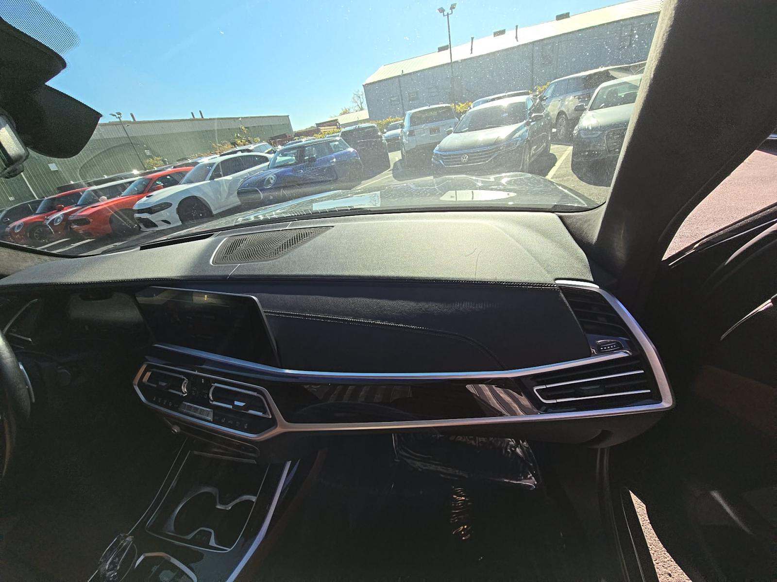 2021 BMW X7 M50i AWD