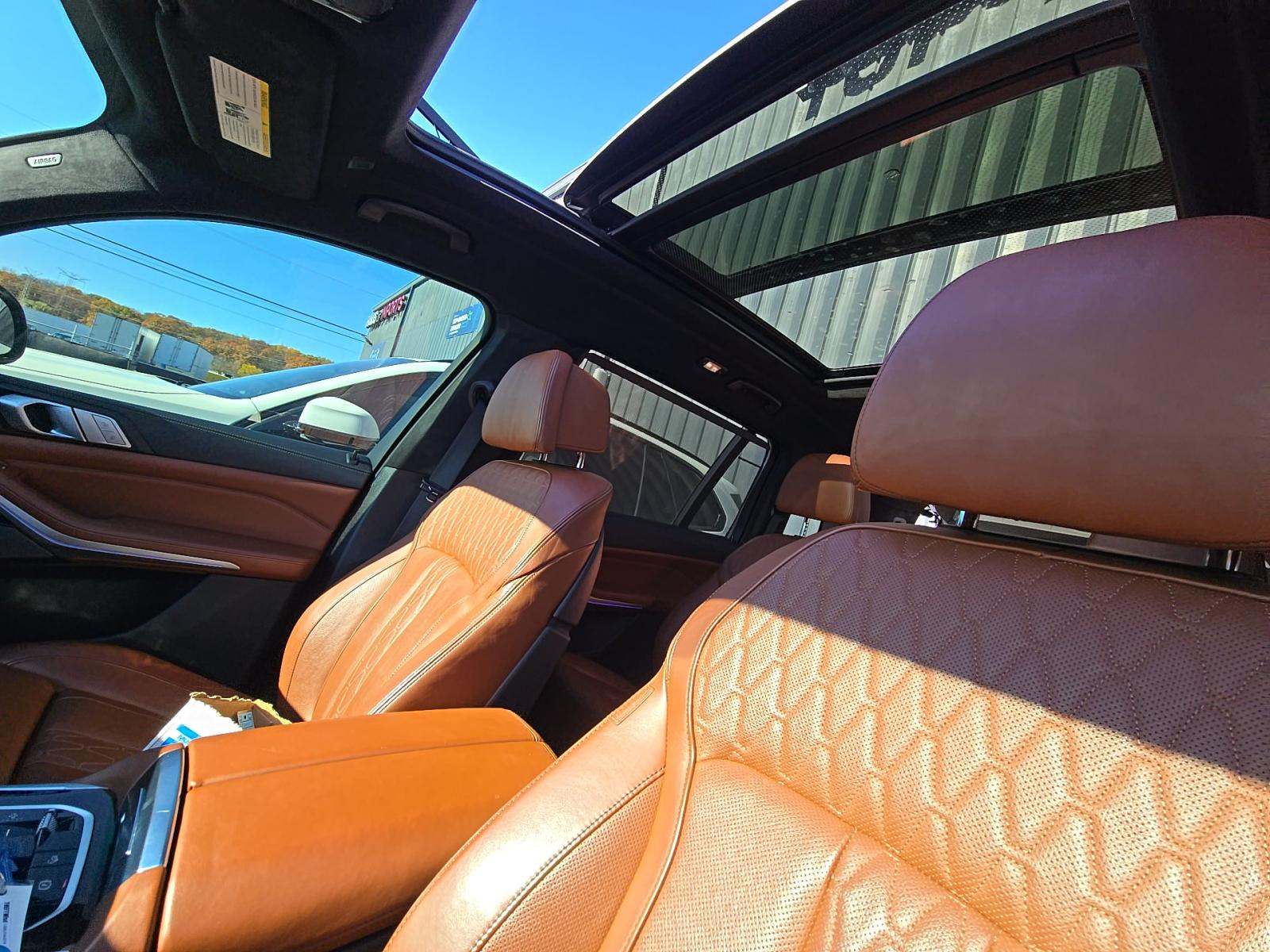 2021 BMW X7 M50i AWD