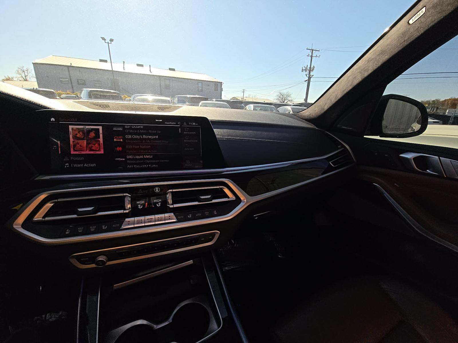 2021 BMW X7 M50i AWD