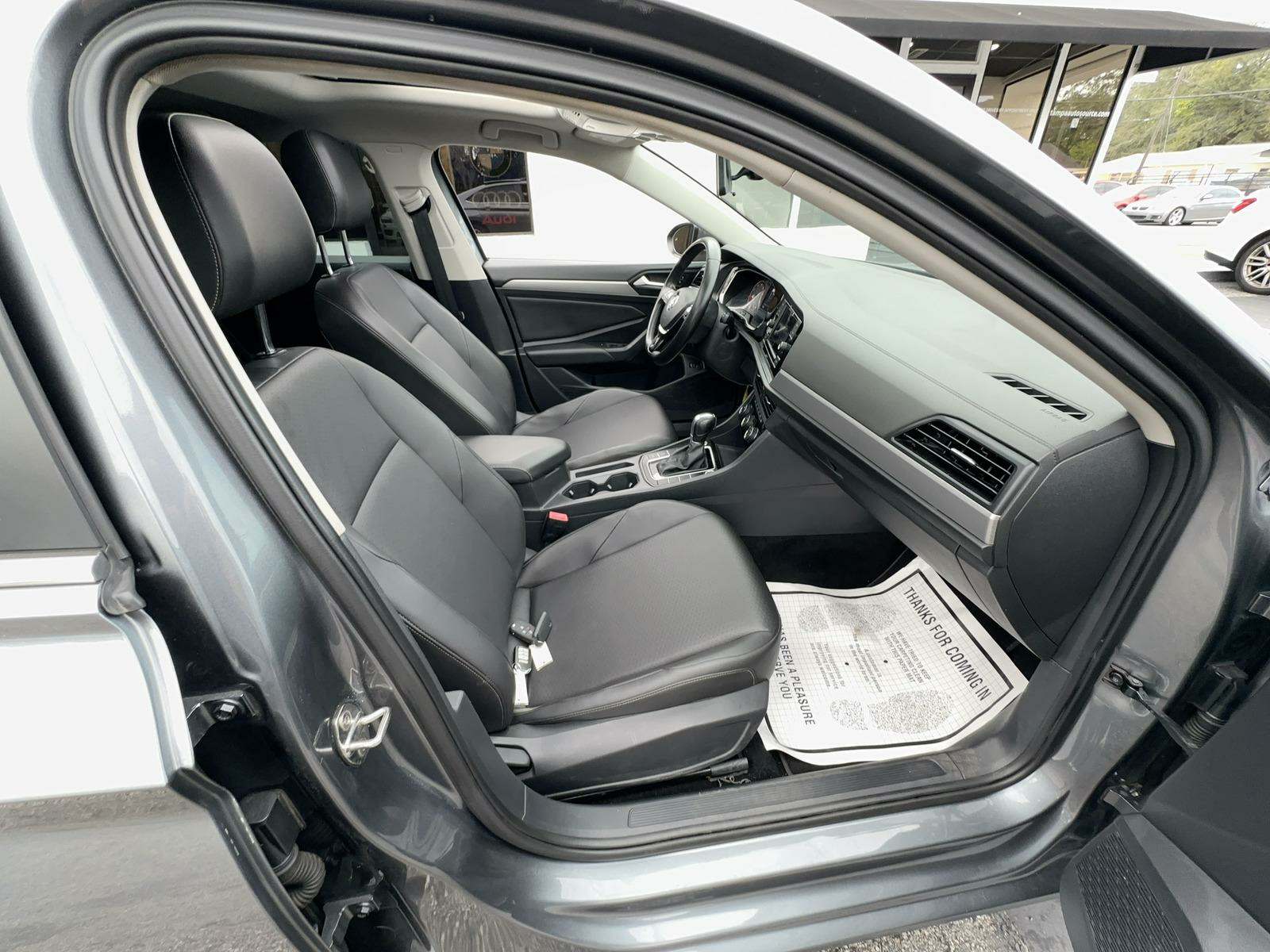 2019 Volkswagen Jetta SE FWD