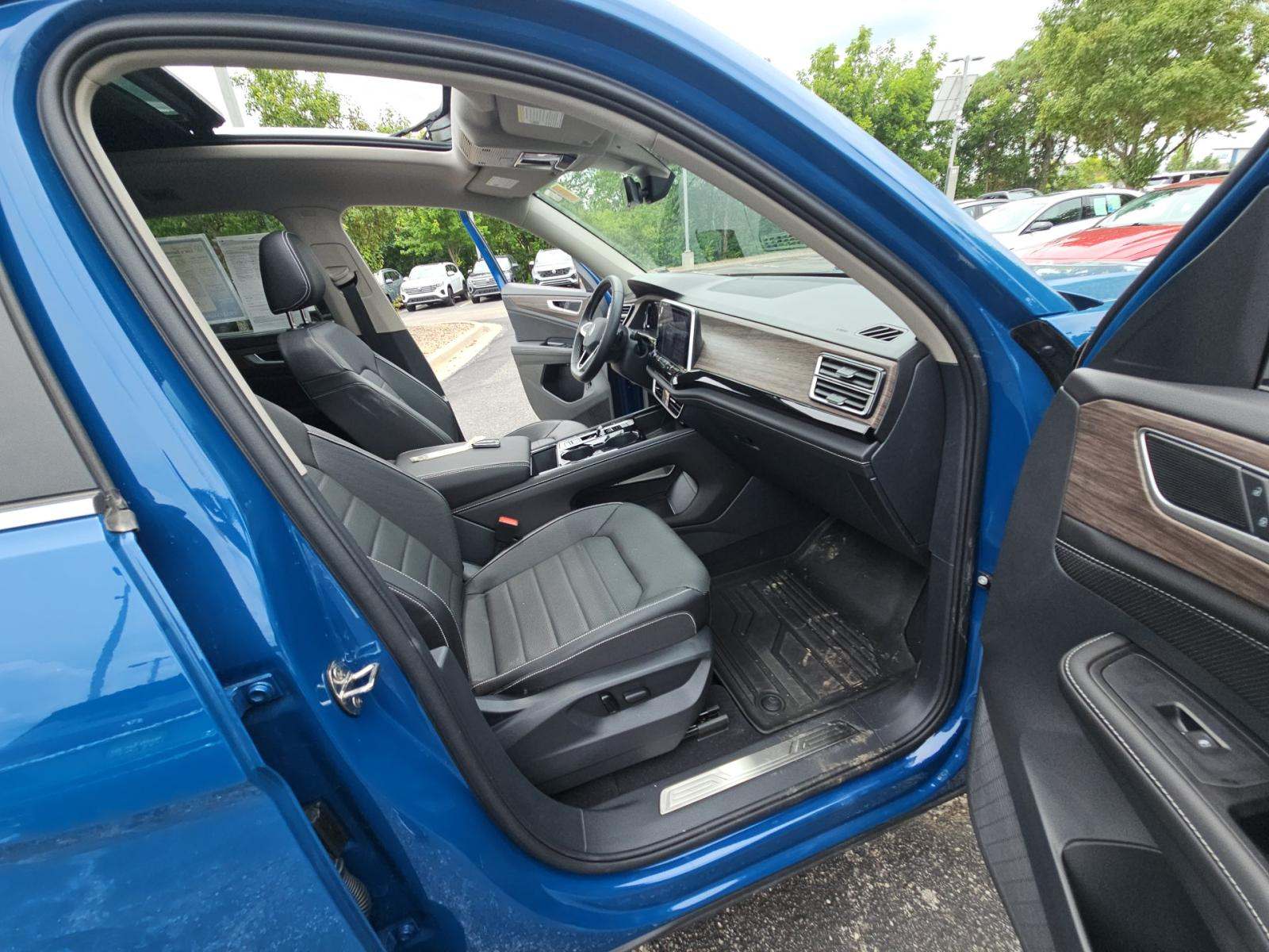 2025 Volkswagen Atlas 2.0T SEL AWD