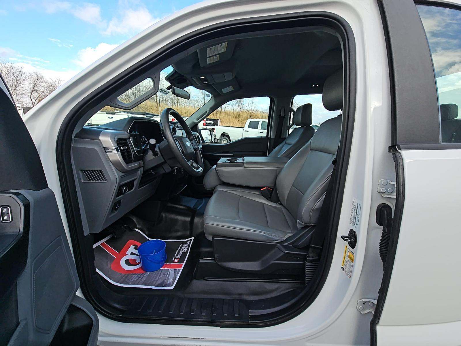 2023 Ford F-150 XL AWD