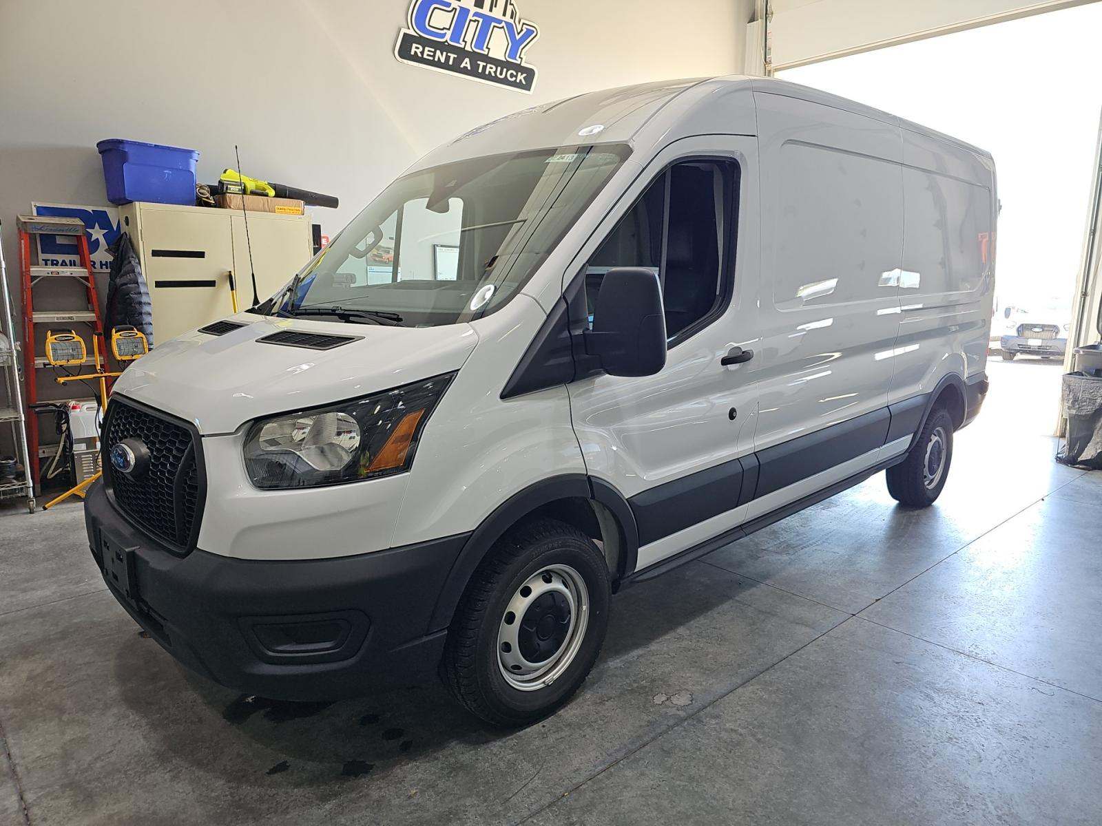 FORD TRANSIT 250 - 1