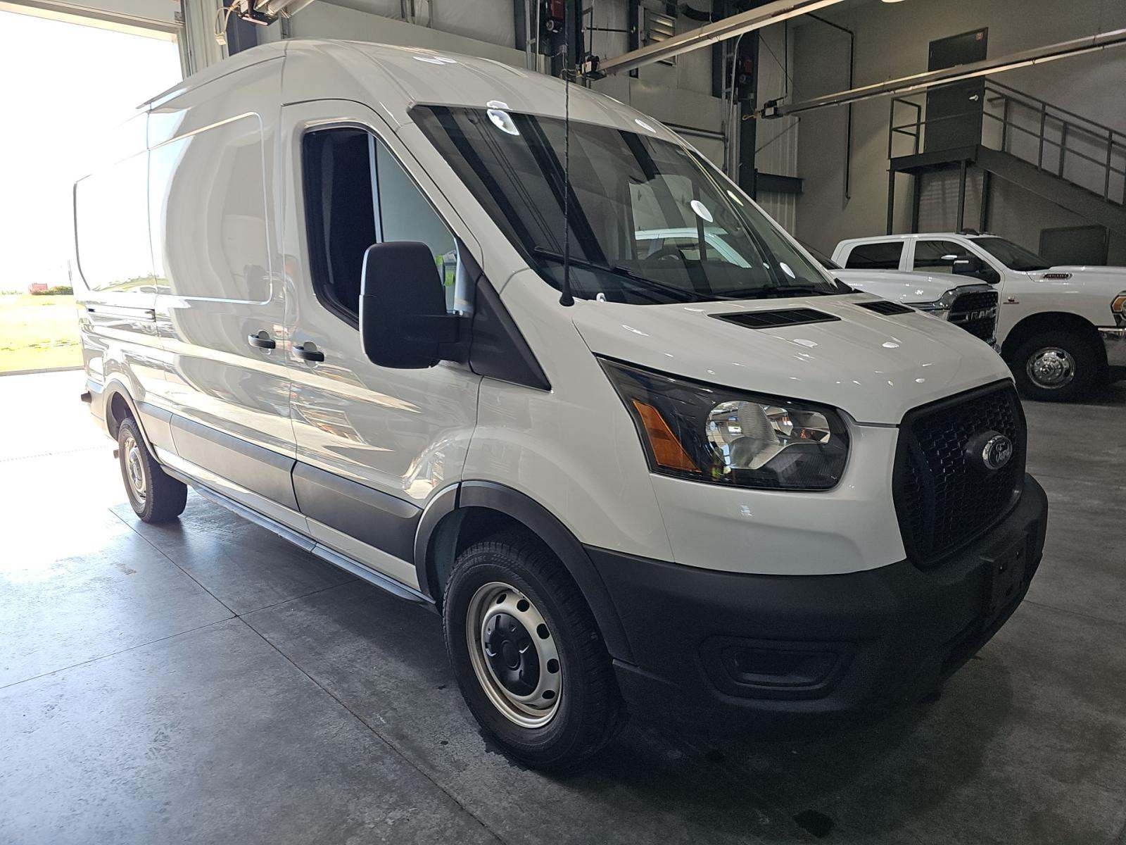 FORD TRANSIT 250 - 4