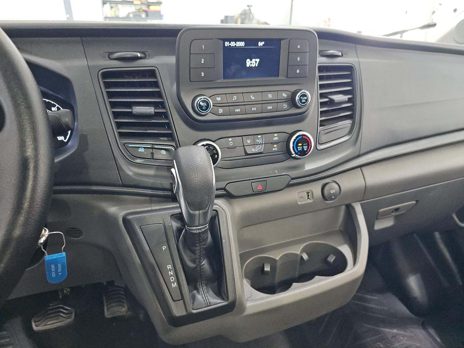 FORD TRANSIT 250 - 10
