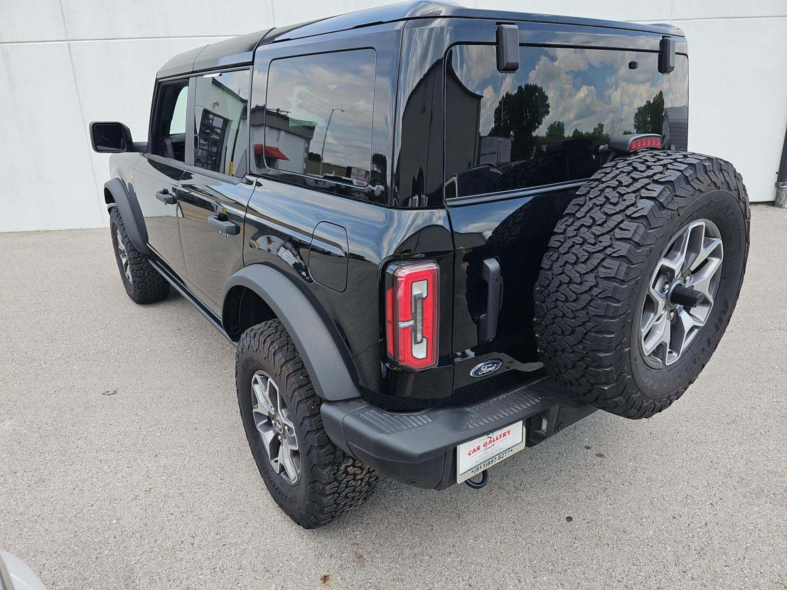 FORD BRONCO - 2