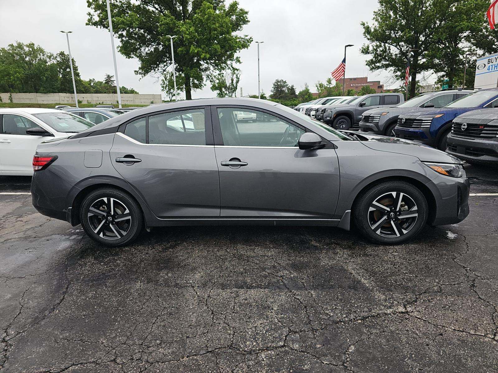 NISSAN SENTRA - 4