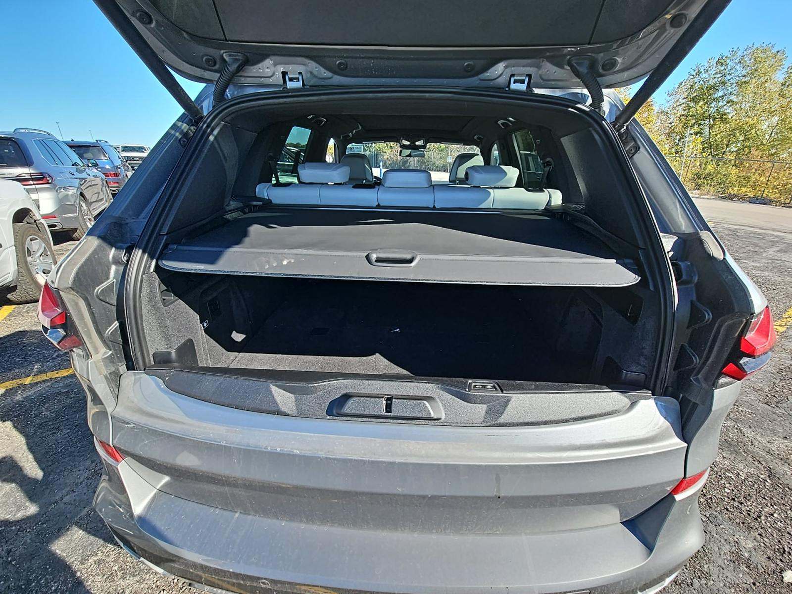 2025 BMW X5 xDrive50e AWD