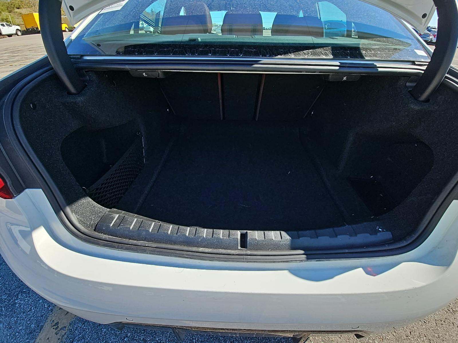 2025 BMW 3 Series 330i xDrive AWD