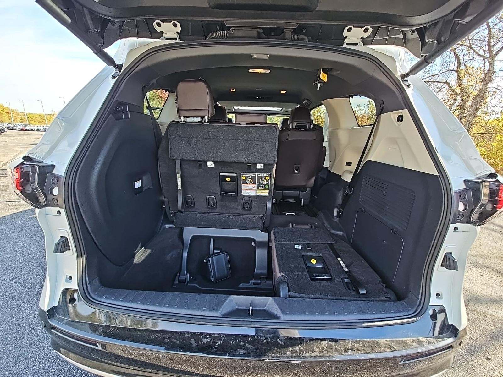 2024 Toyota Sienna Platinum AWD