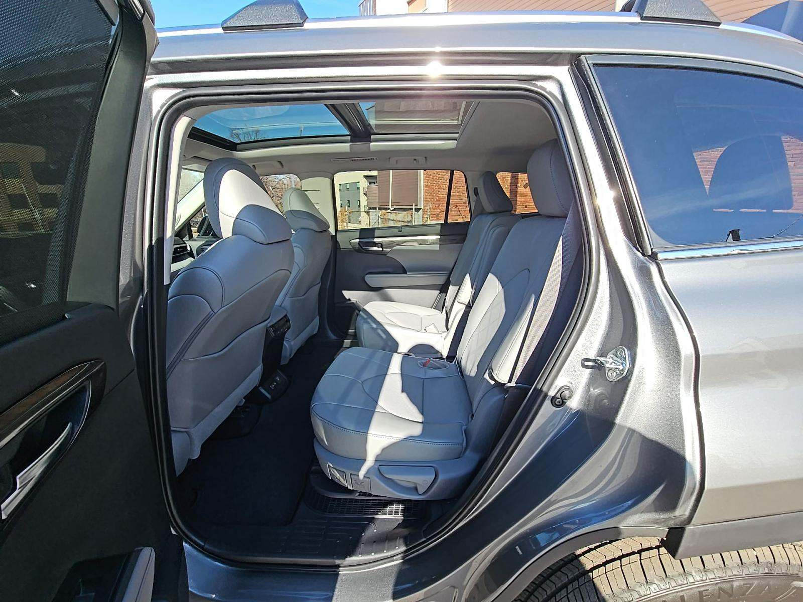 TOYOTA HIGHLANDER - 9