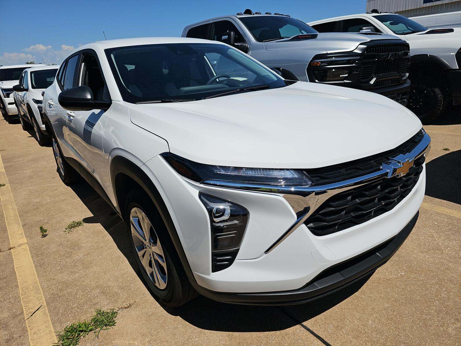 CHEVROLET TRAX - 4