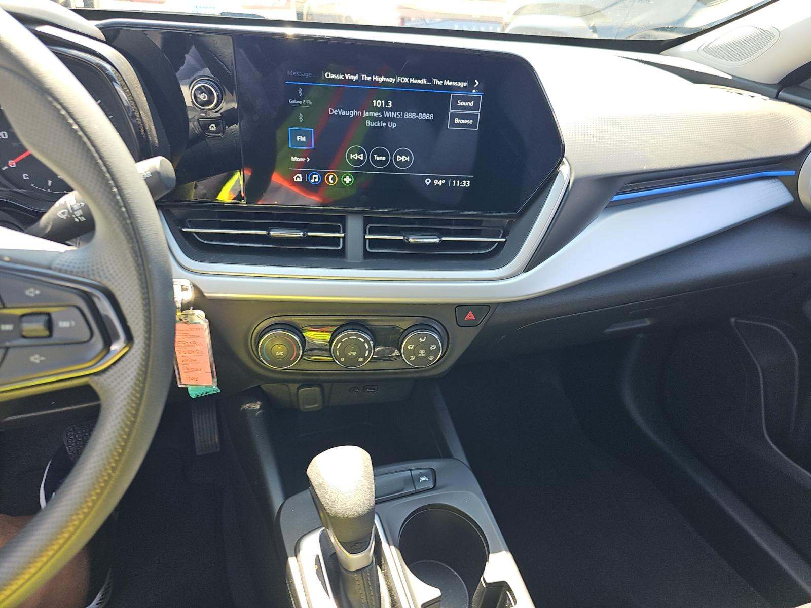 CHEVROLET TRAX - 10