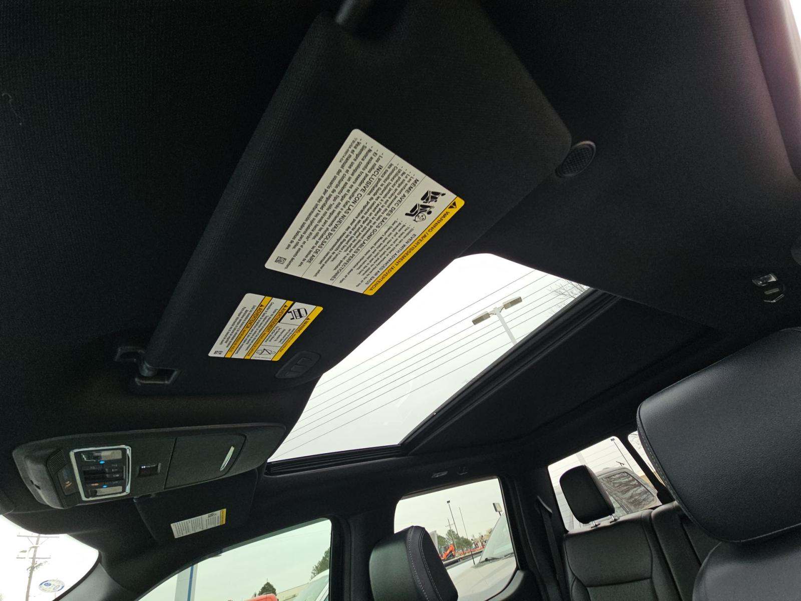 2025 Ford F-150 Lariat AWD