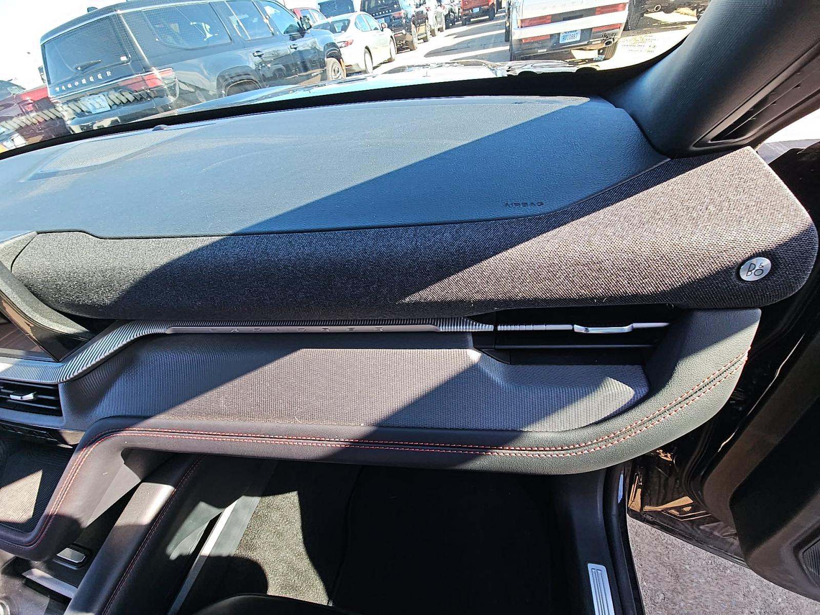 2025 Ford Explorer ST-Line AWD