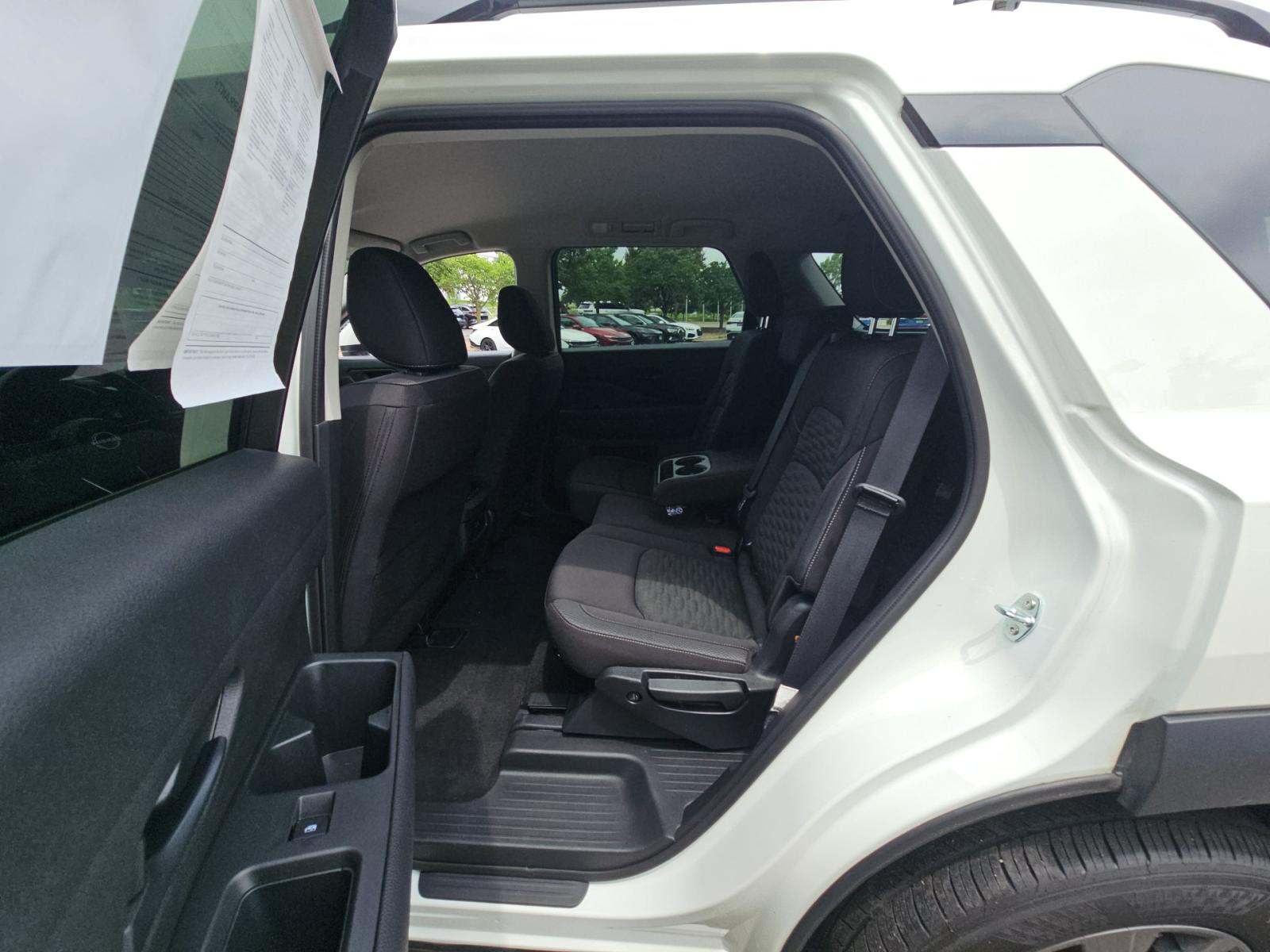 2025 Nissan Pathfinder SV AWD