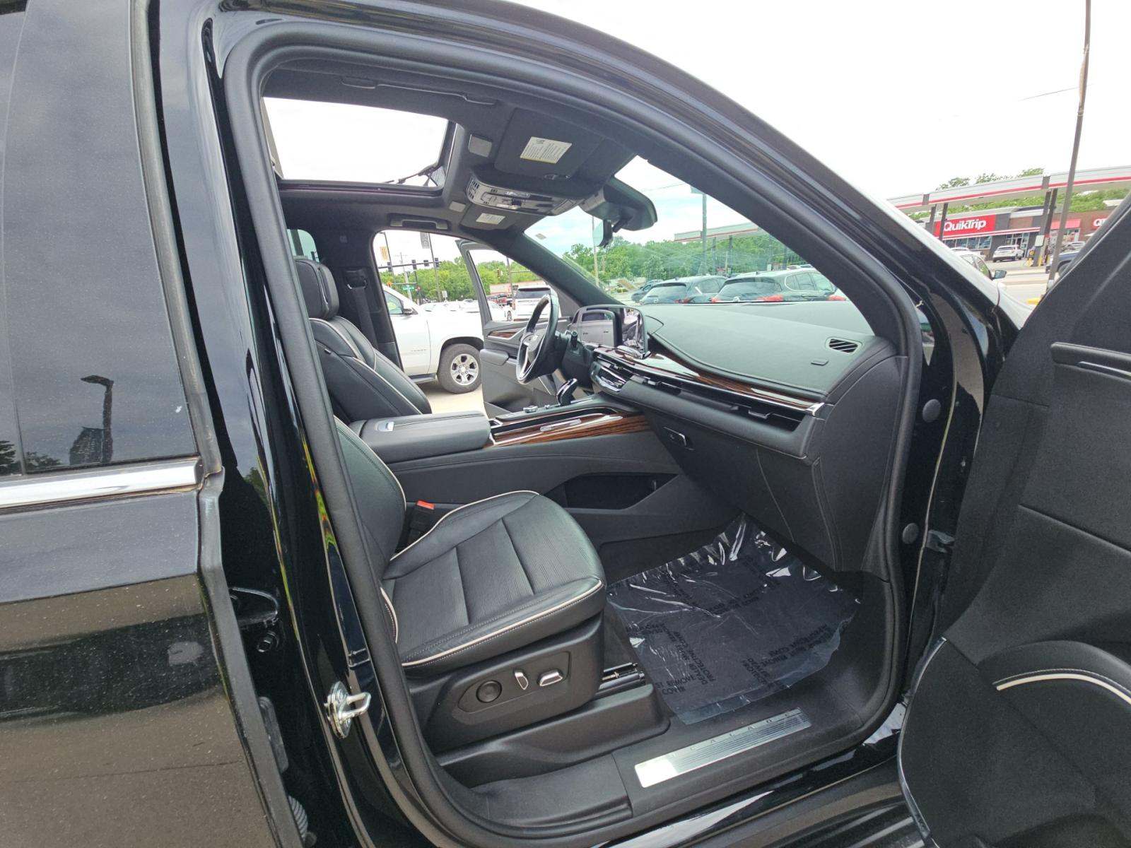 2023 Cadillac Escalade ESV Premium Luxury RWD