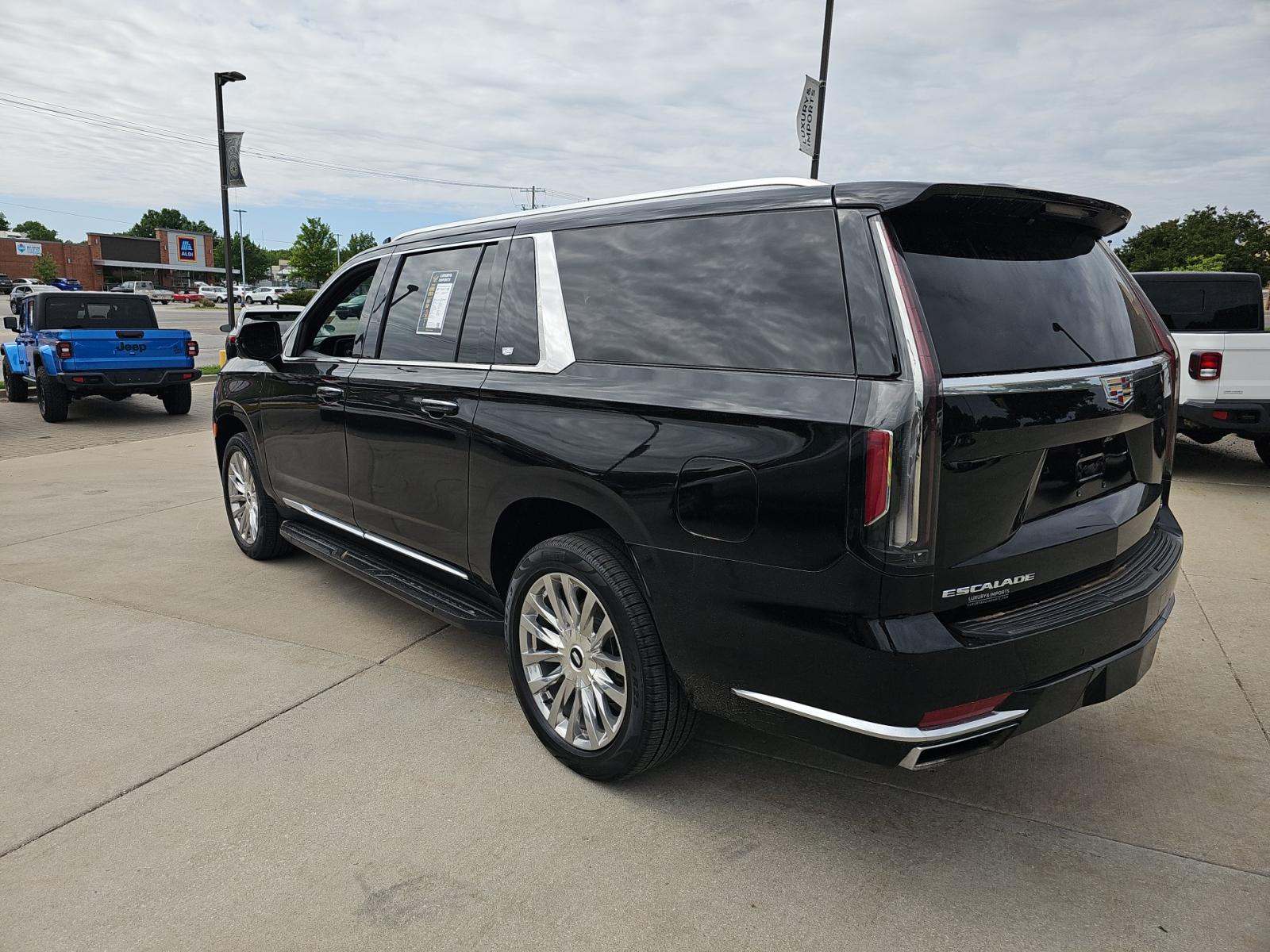 2023 Cadillac Escalade ESV Premium Luxury RWD