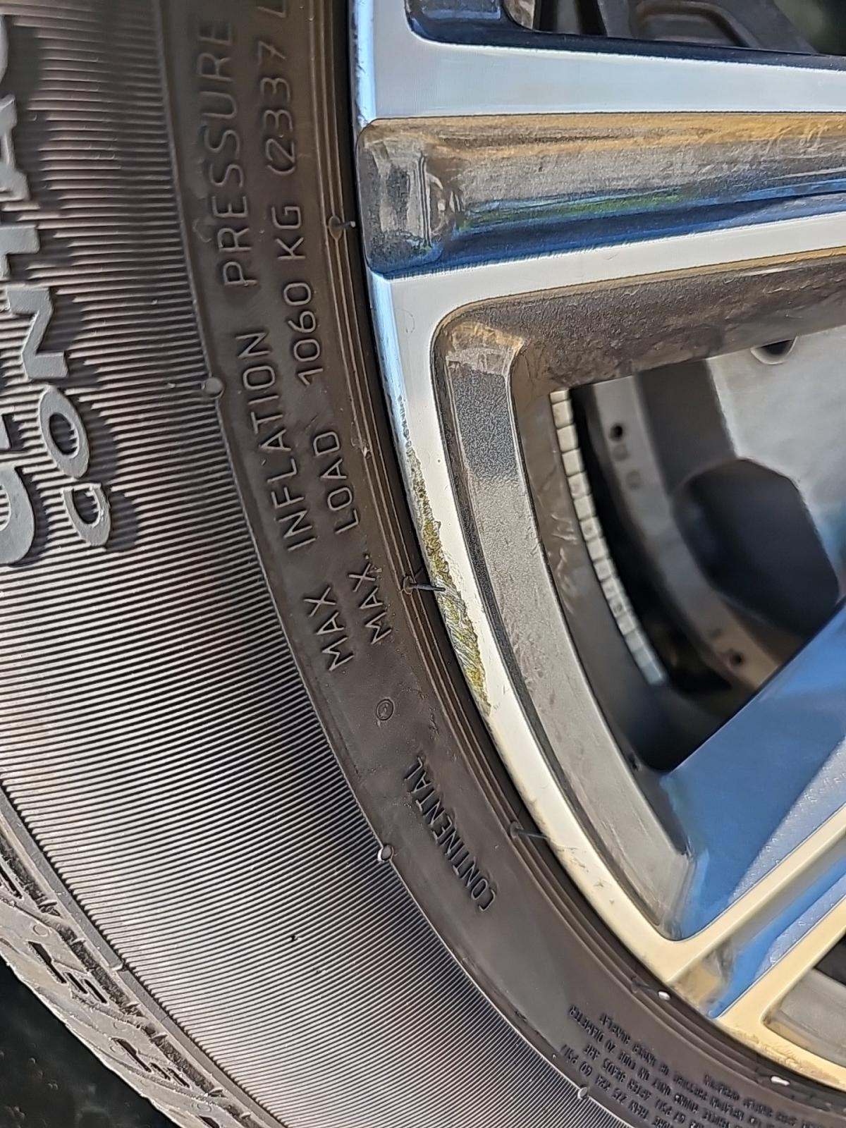 2025 BMW X5 xDrive50e AWD