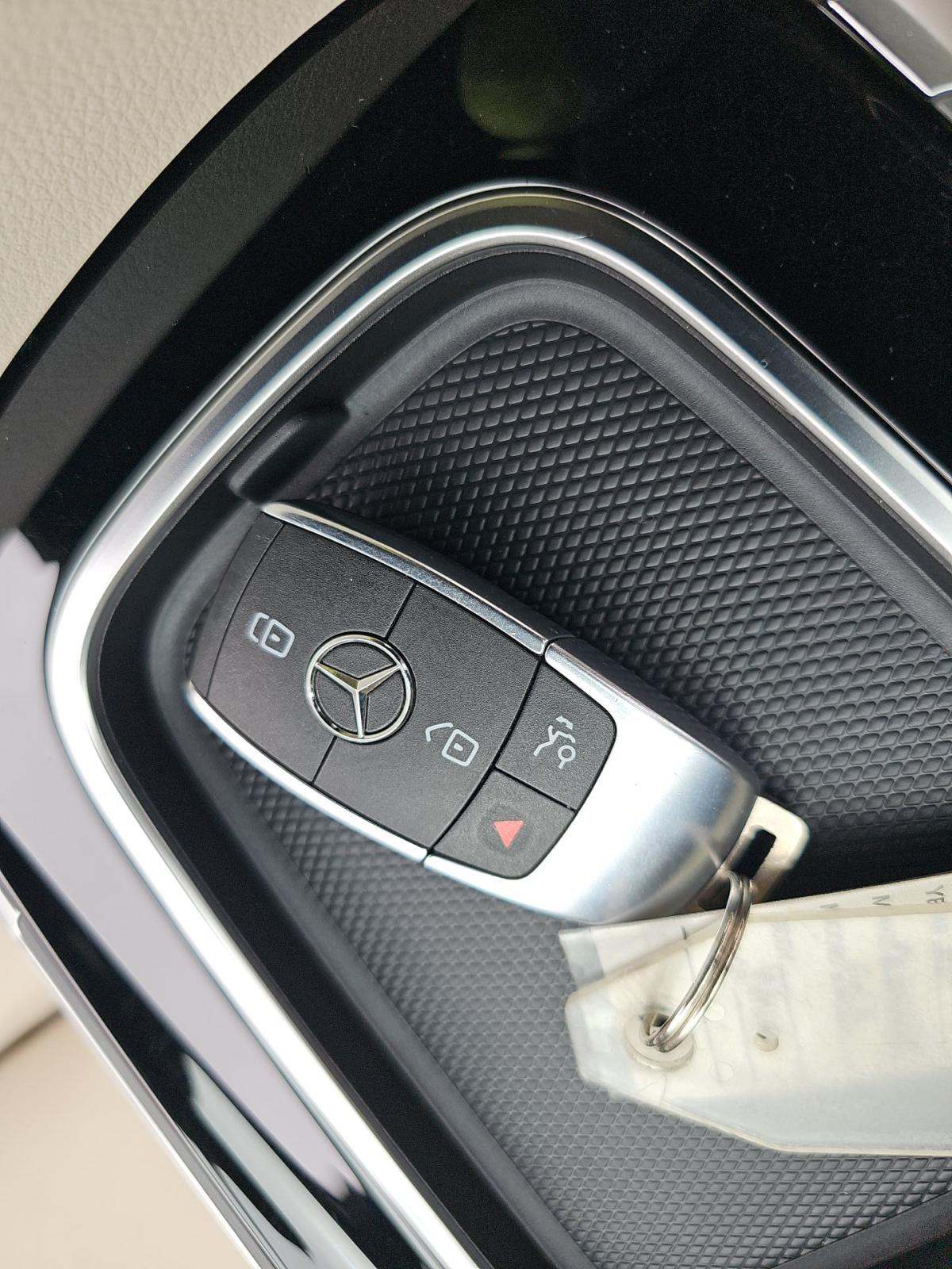 2025 Mercedes-Benz GLB GLB 250 AWD