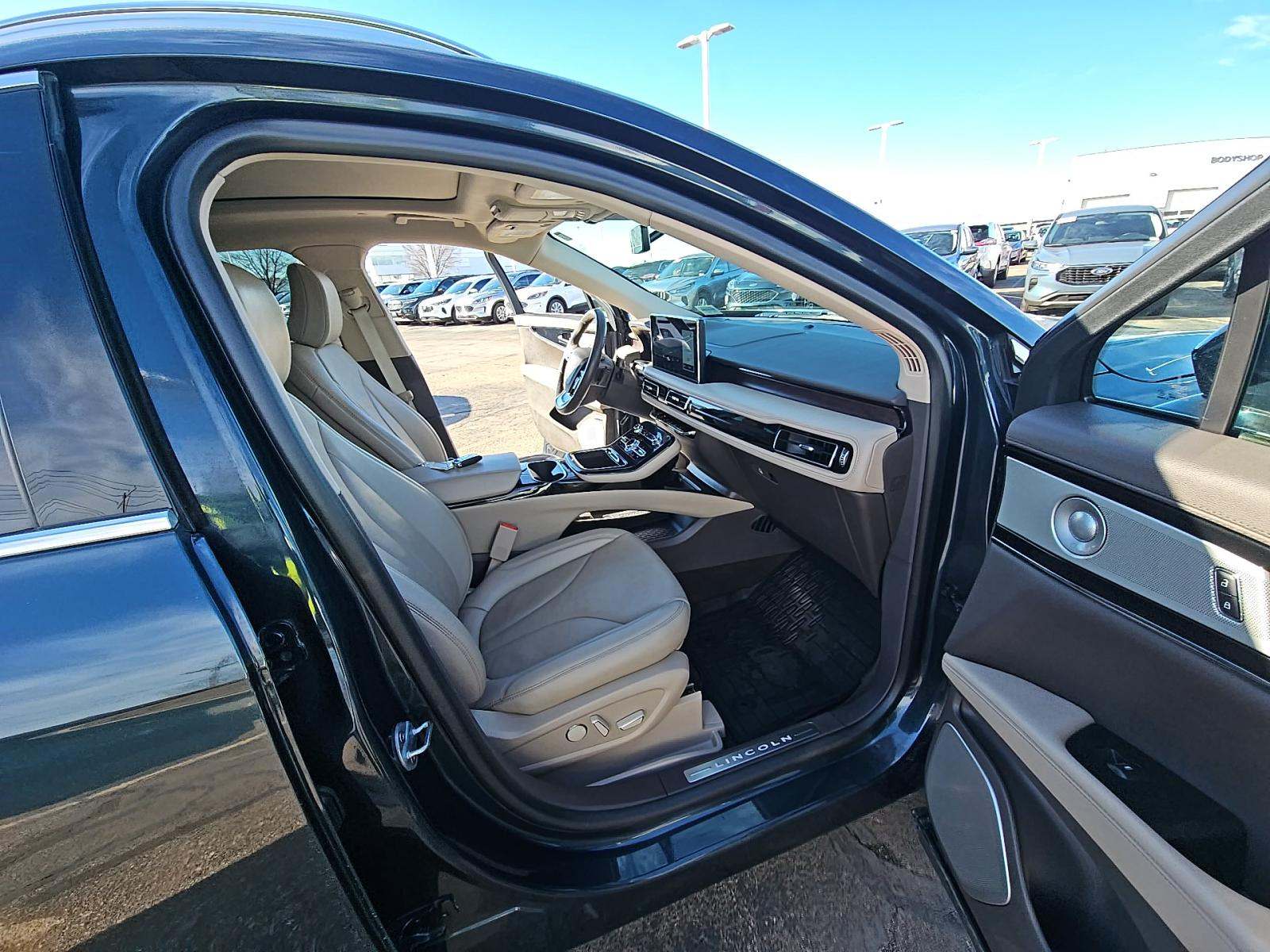 2022 Lincoln Nautilus Reserve AWD