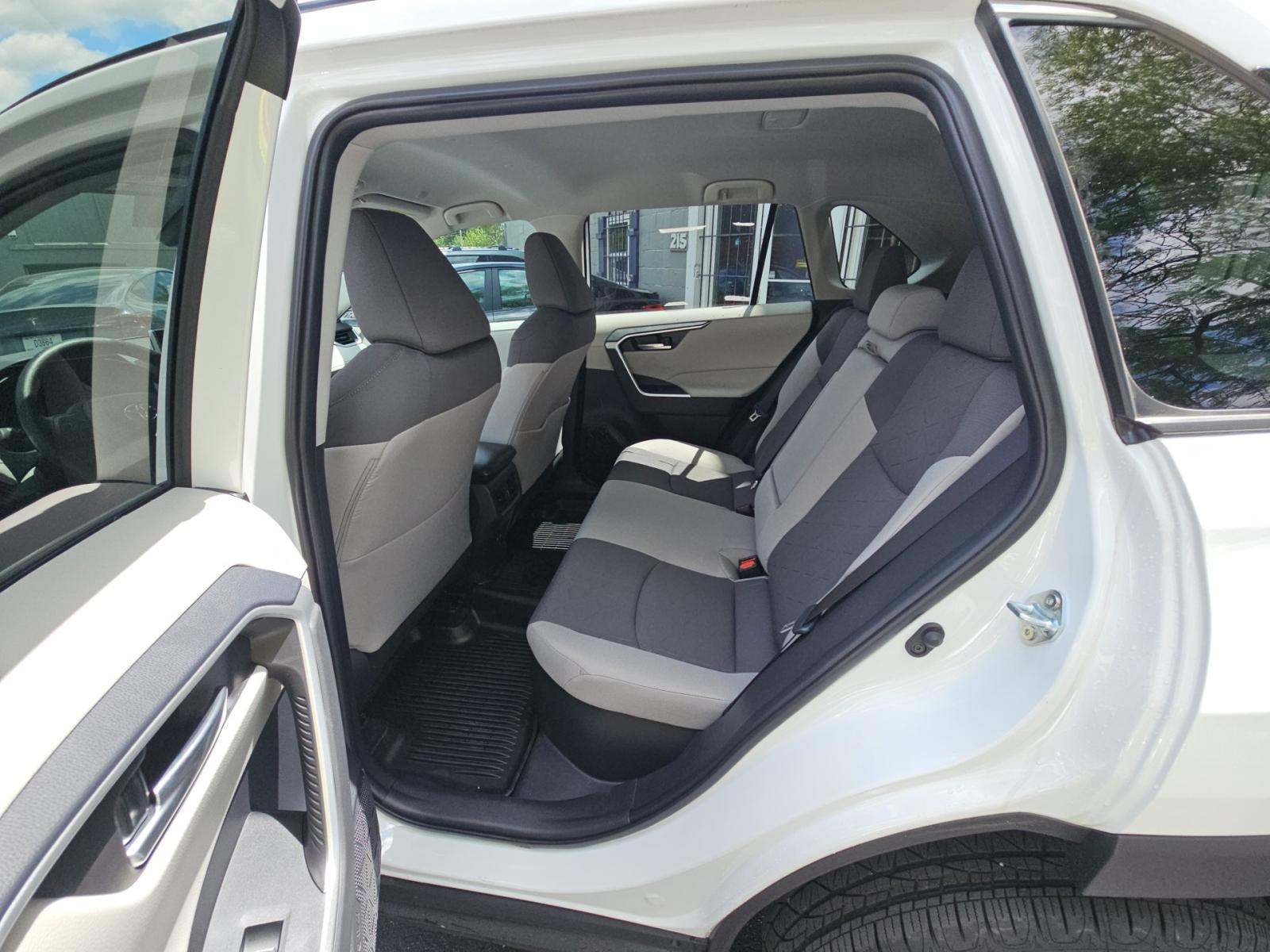 2025 Toyota RAV4 Hybrid XLE AWD
