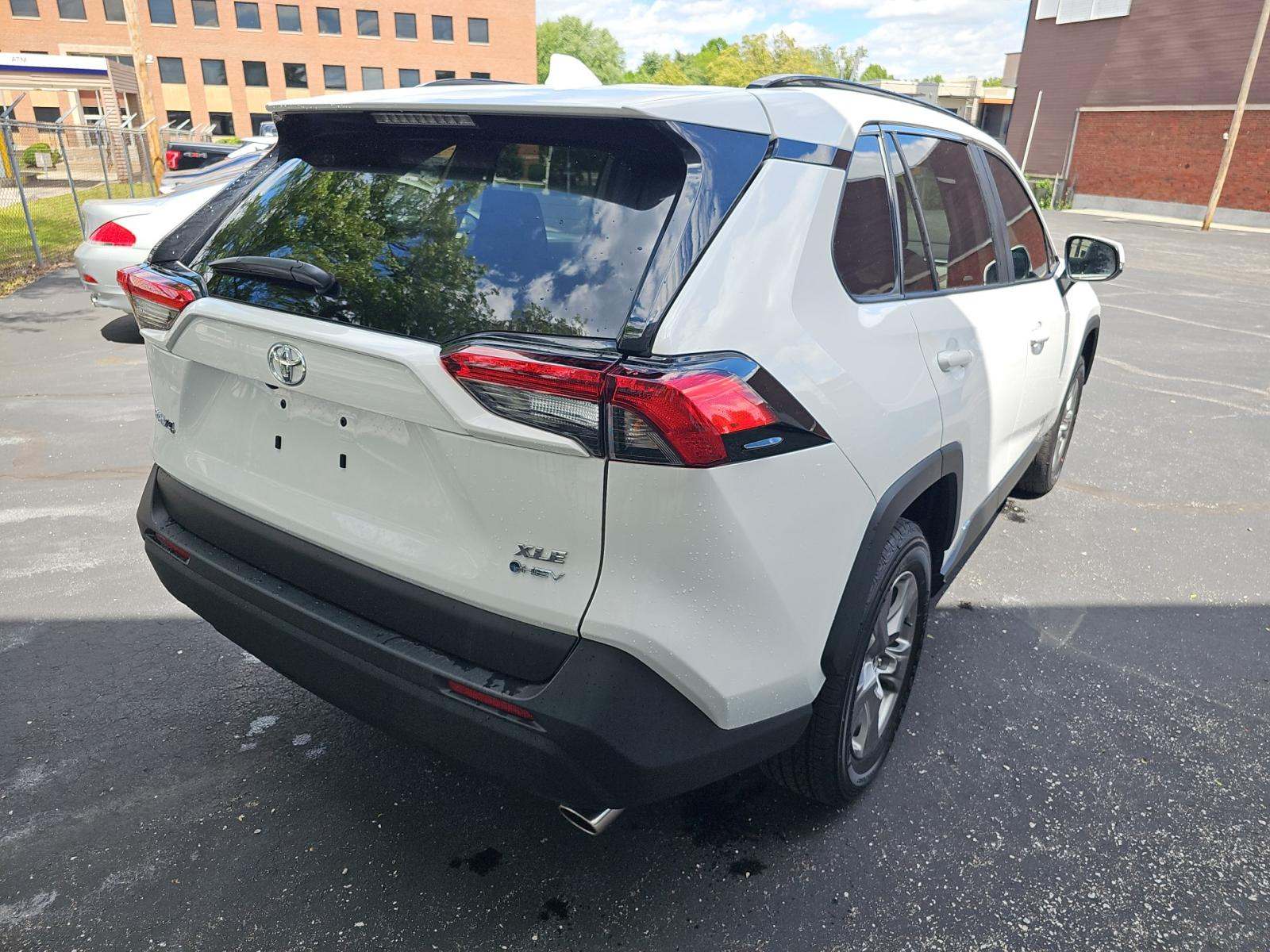 2025 Toyota RAV4 Hybrid XLE AWD