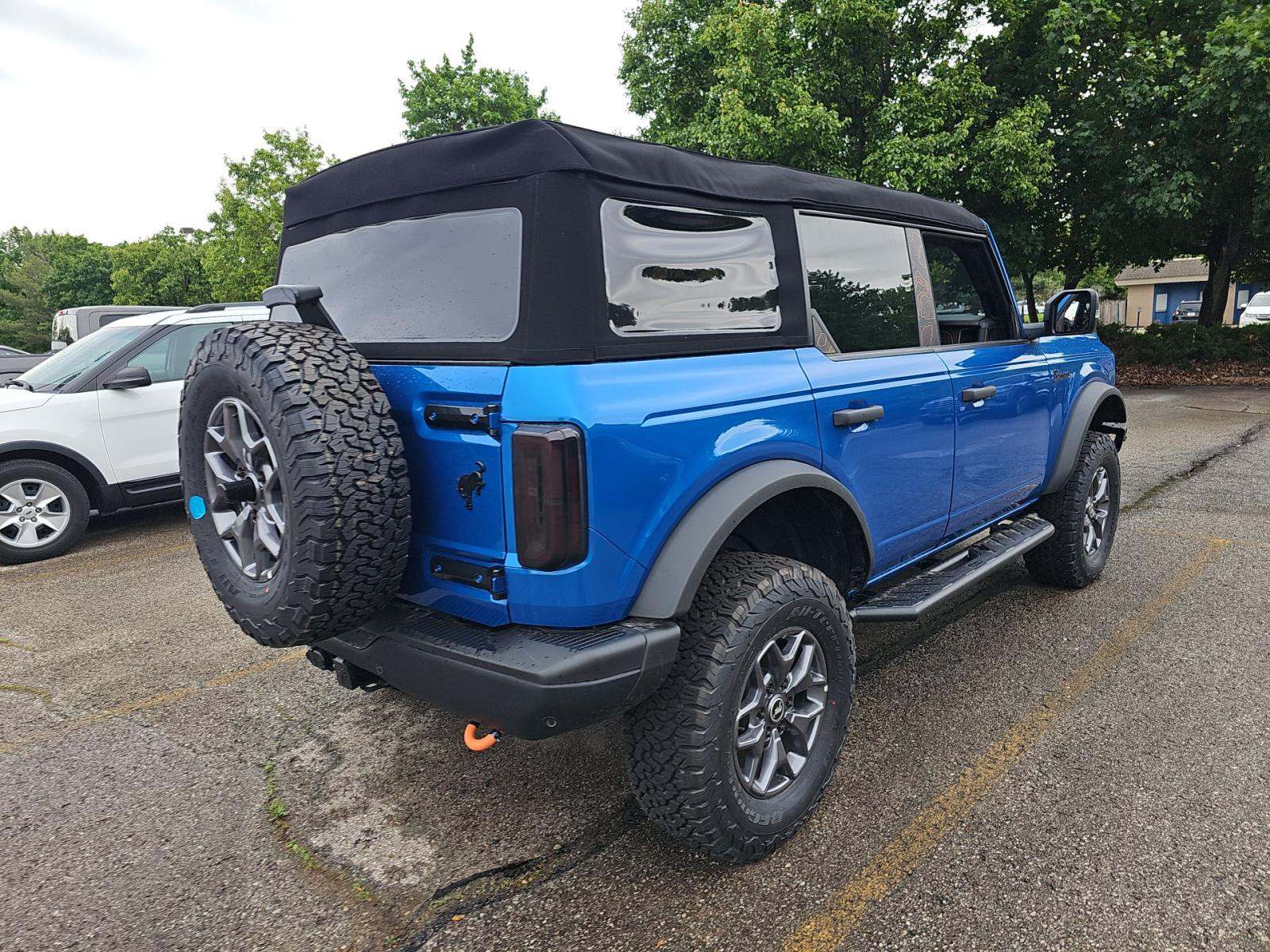 FORD BRONCO - 3