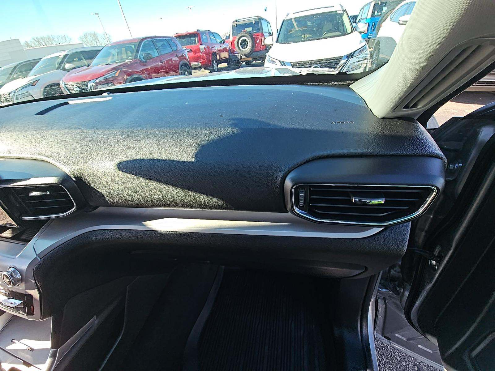 2023 Ford Explorer XLT AWD