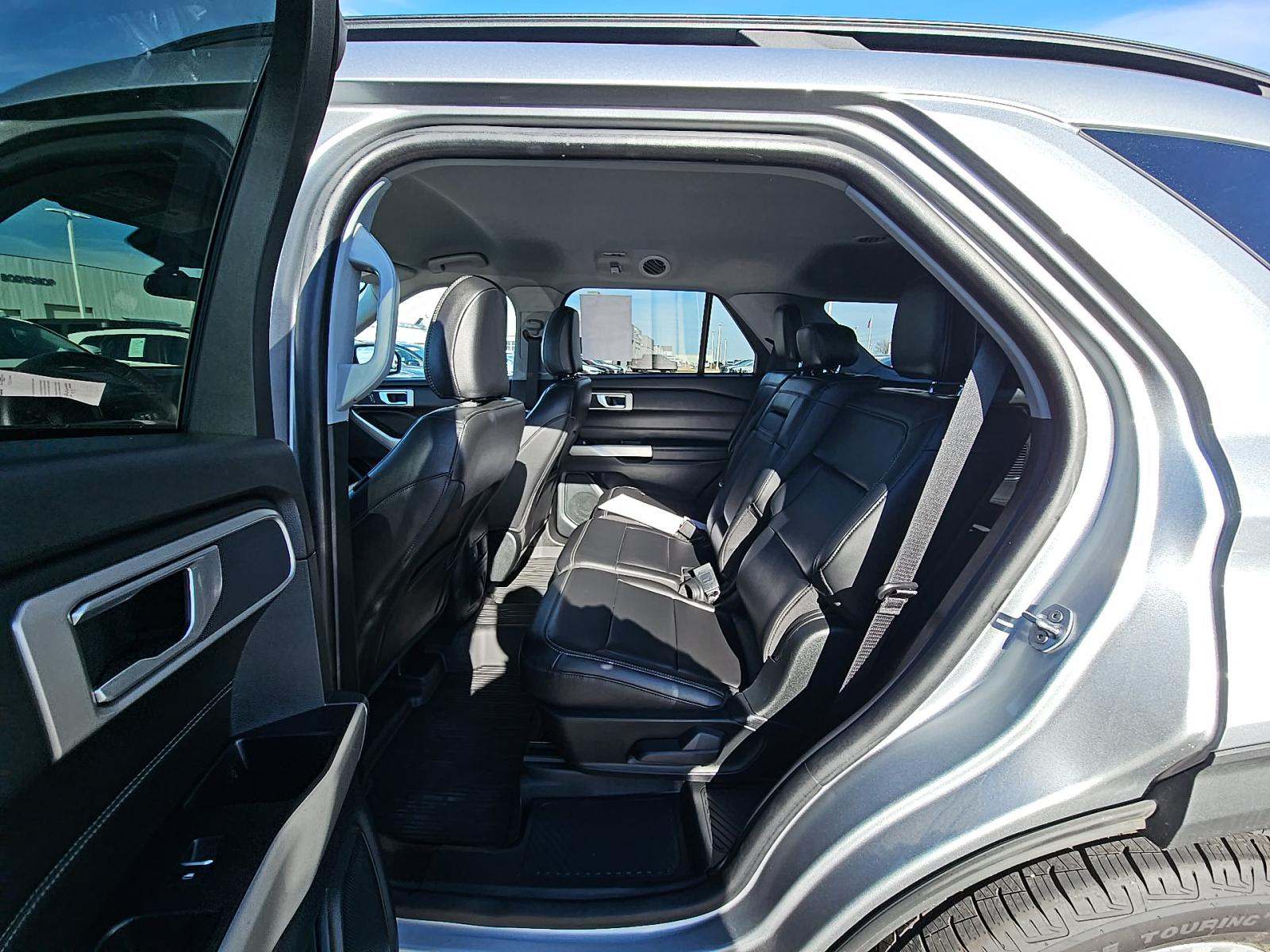 2023 Ford Explorer XLT AWD