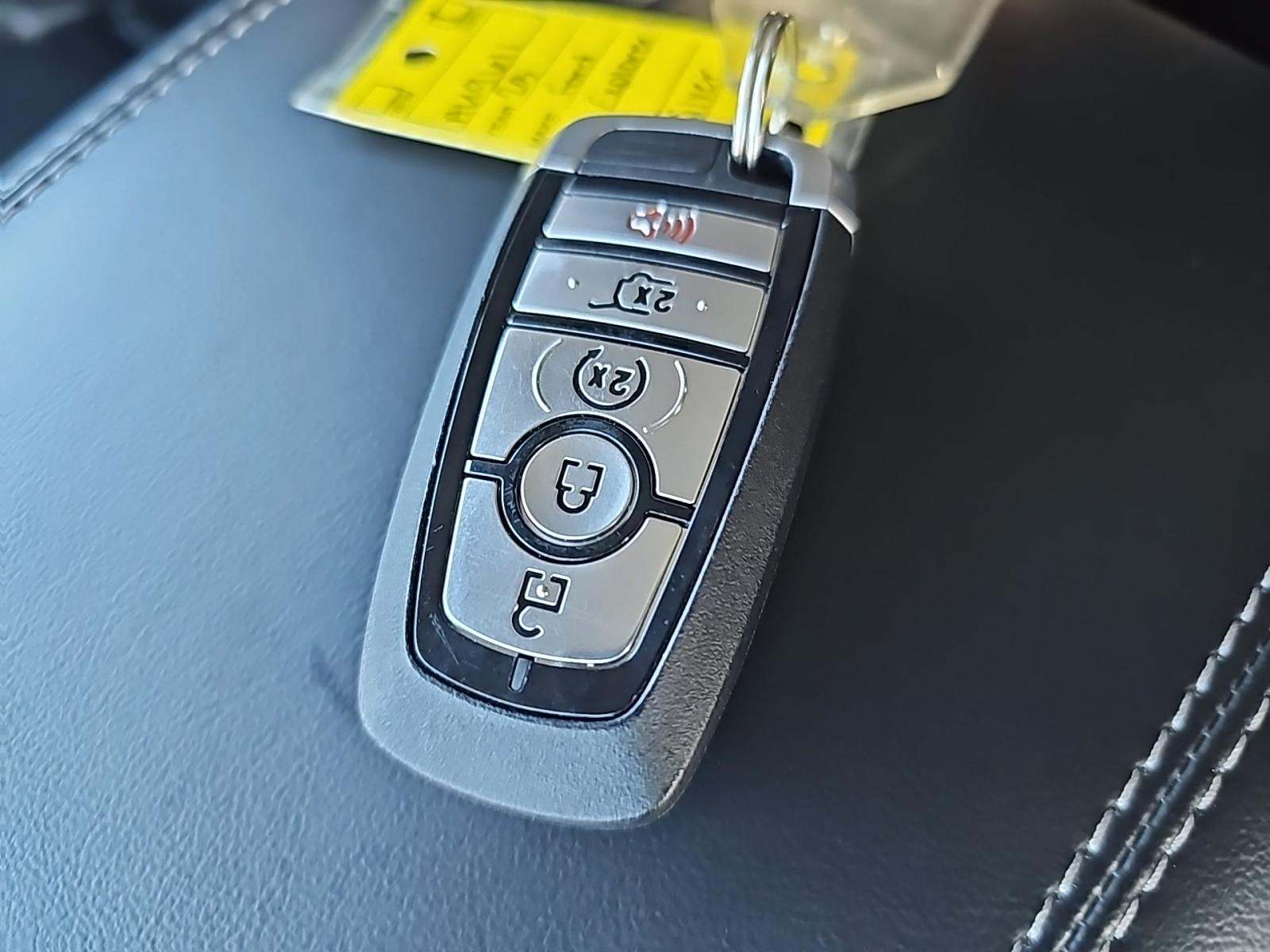 2023 Ford Explorer XLT AWD