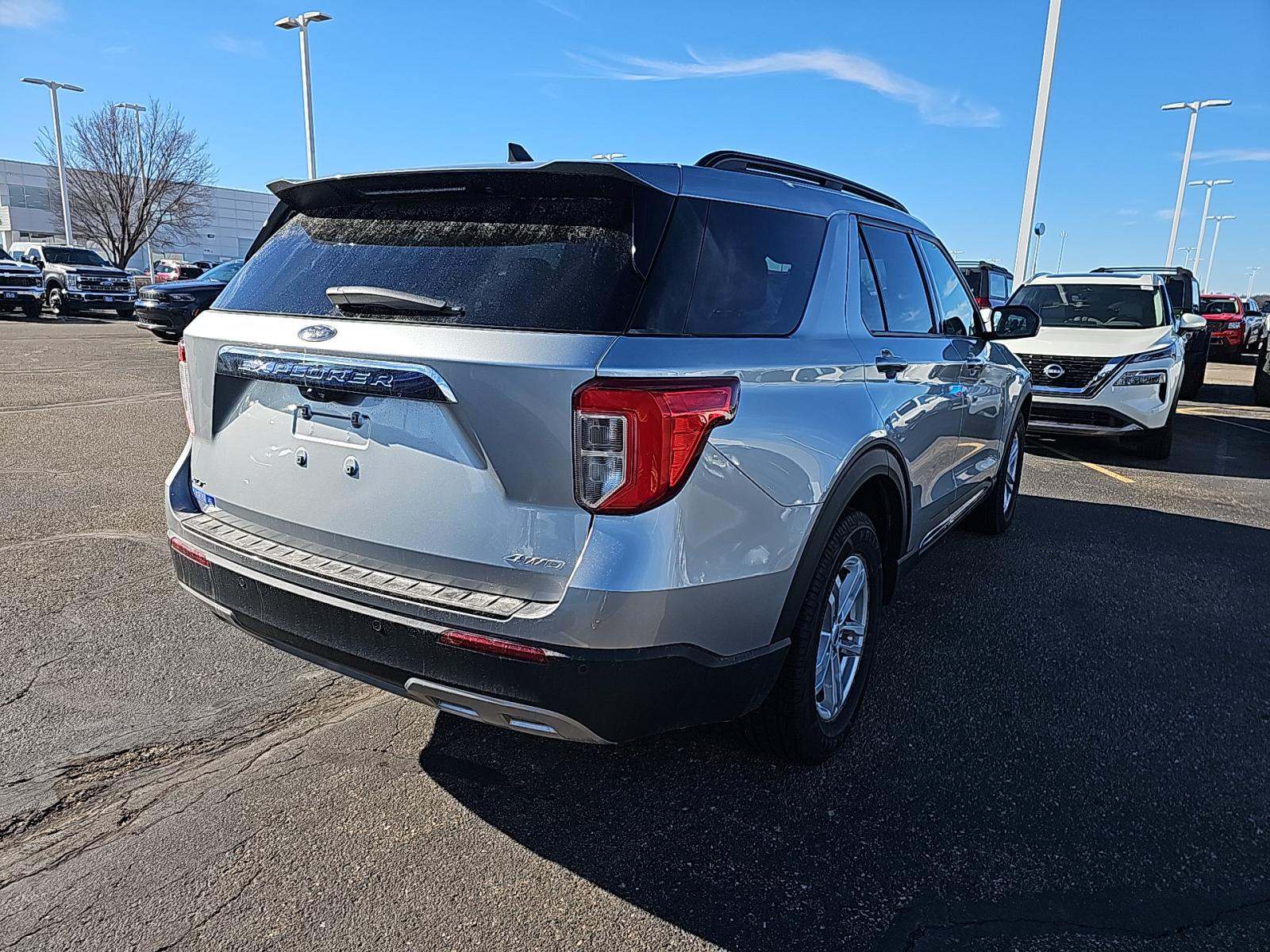 2023 Ford Explorer XLT AWD