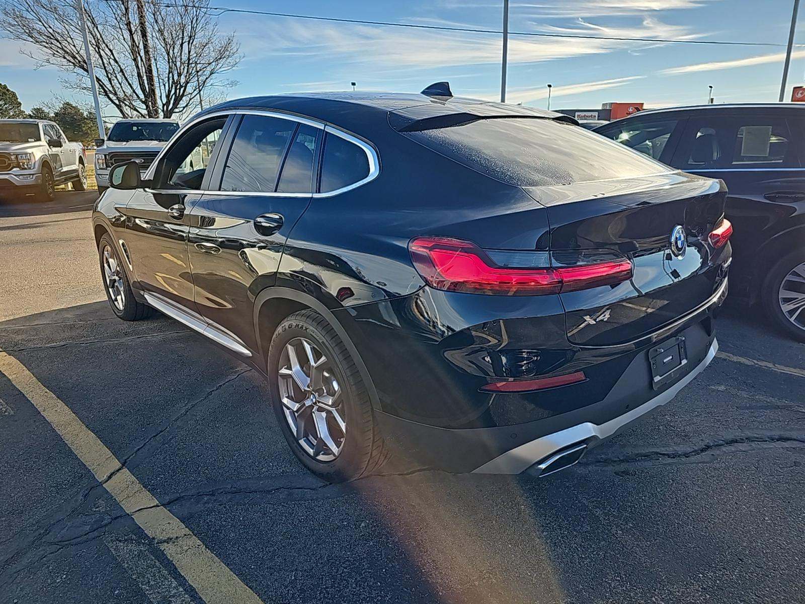2022 BMW X4 xDrive30i AWD