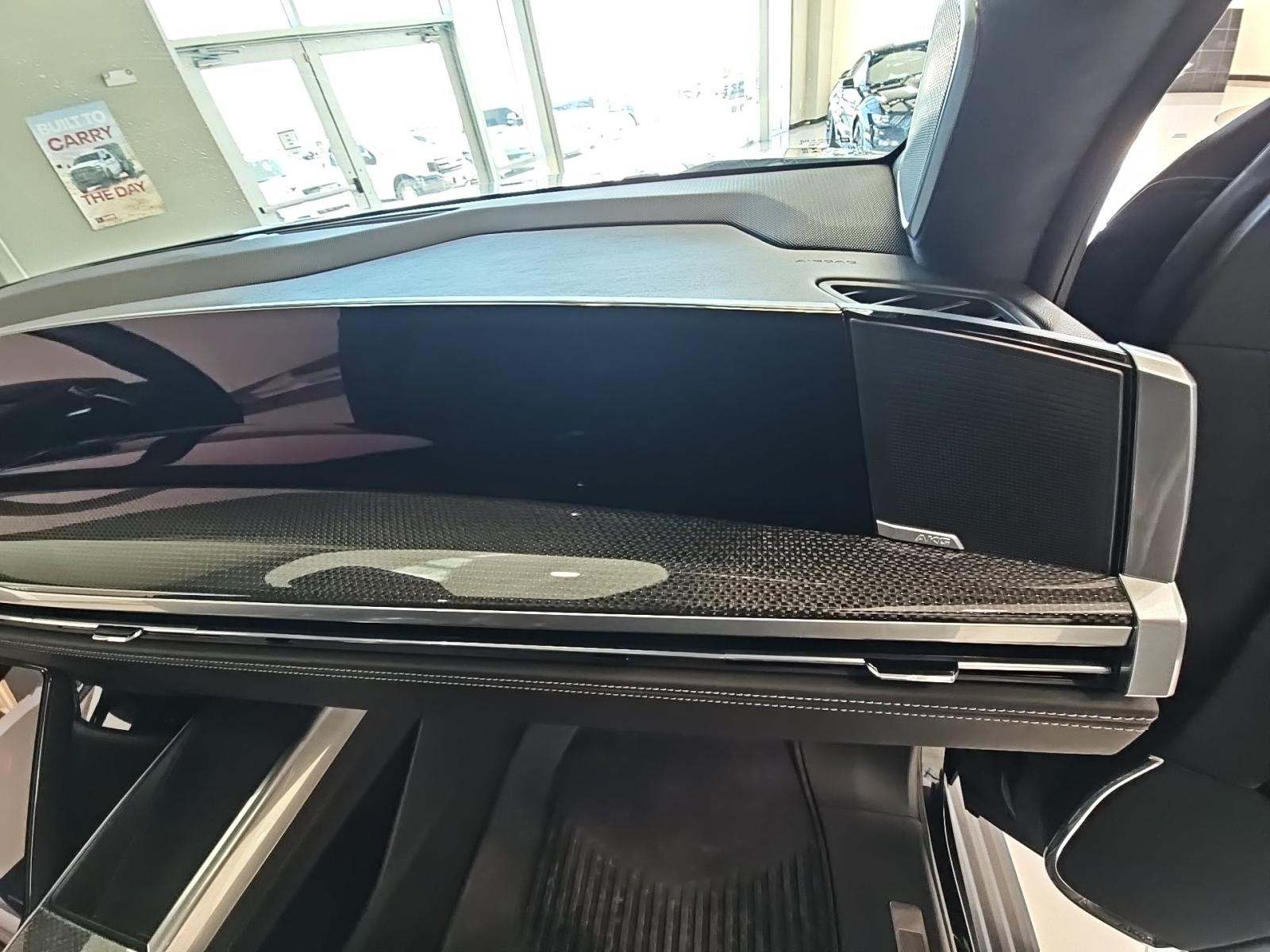 2025 Cadillac Escalade V-Series AWD