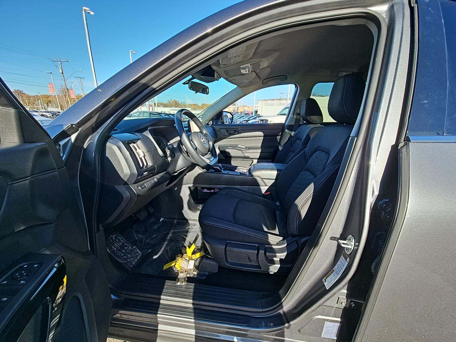 2024 Nissan Pathfinder S AWD