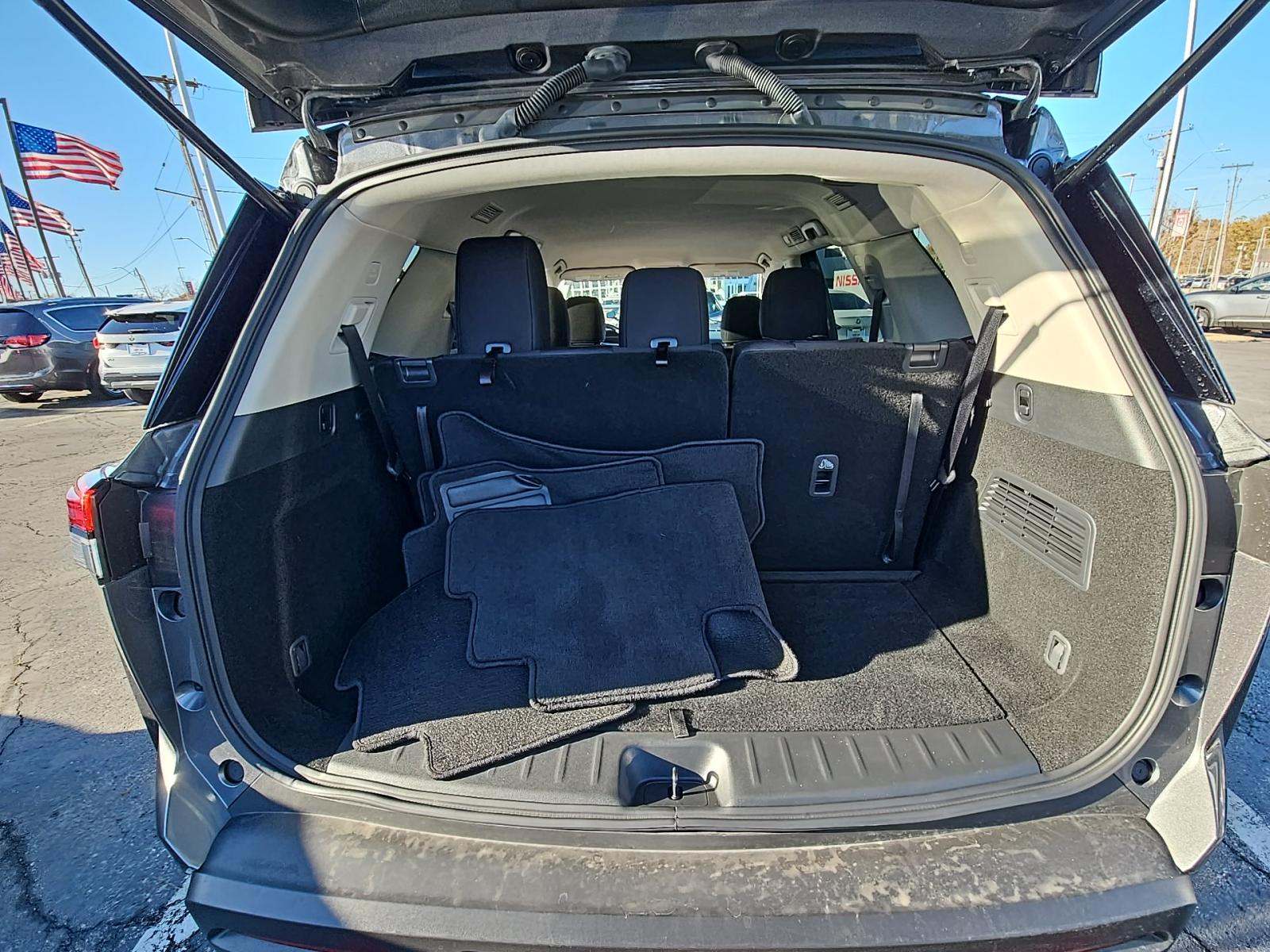 2024 Nissan Pathfinder S AWD