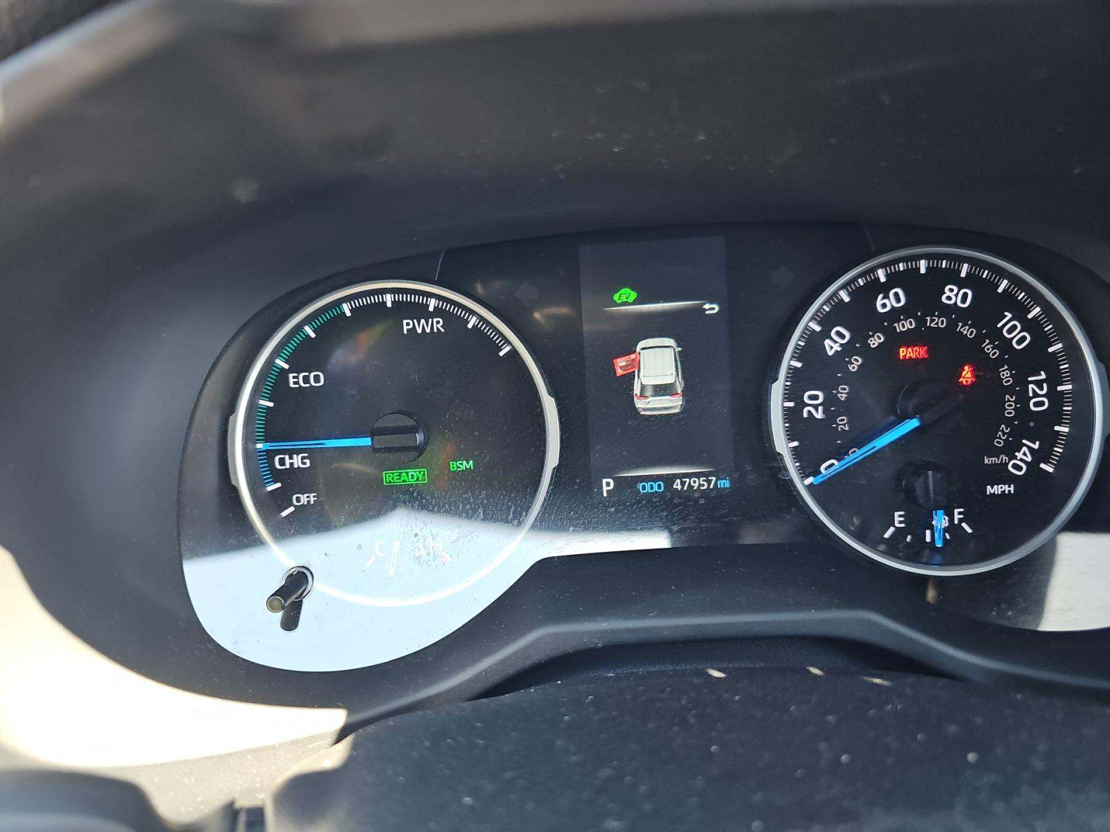2022 Toyota RAV4 Hybrid SE AWD